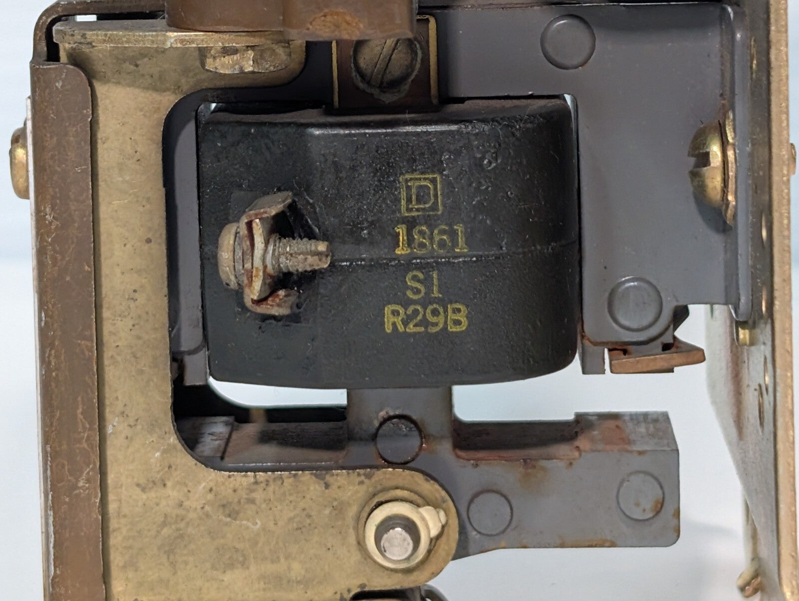 Square D 8501BH031 Machine Tool Relay, Series A, 600vac Max, 15A, Form Y35