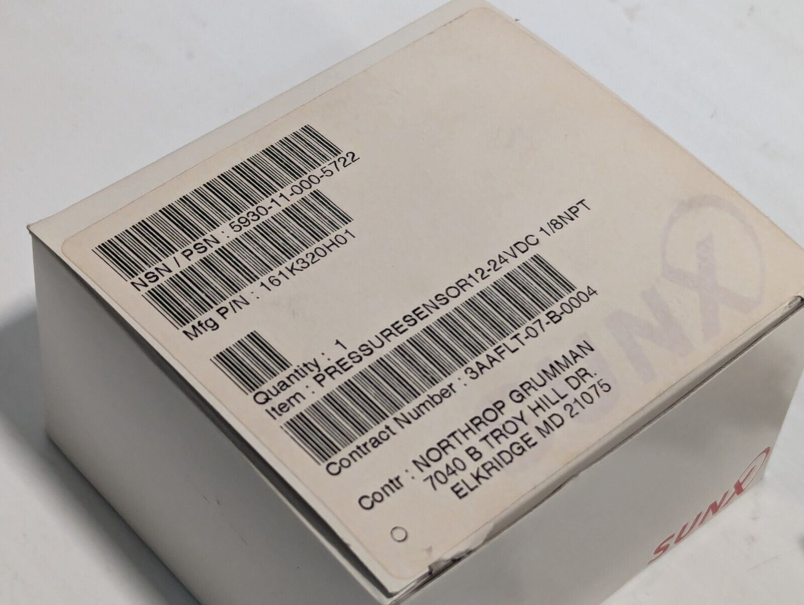 SunX DP-100 DP-111-E-P Digital Pressure Sensor, 12-24VDC, 1/8NPT - Free Shipping