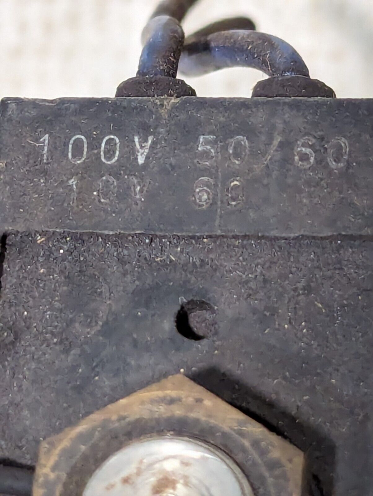 Solenoid Valve, Pneumatic, 100v-110v - Believed to be a CKD AB3X - Free Shipping