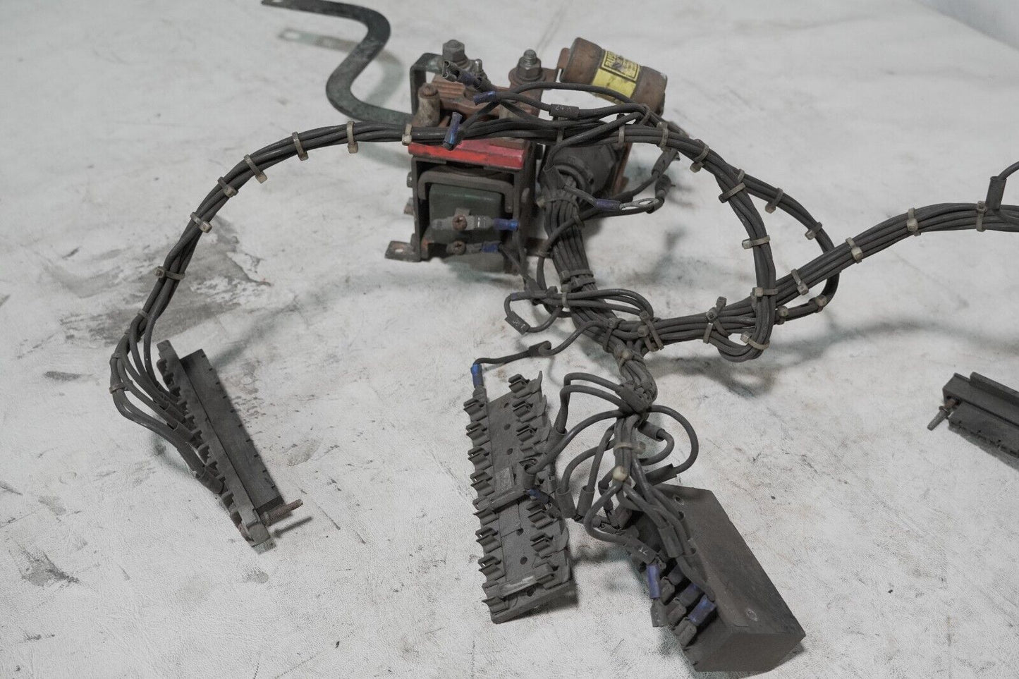 Caterpillar 358834 forklift control parts
