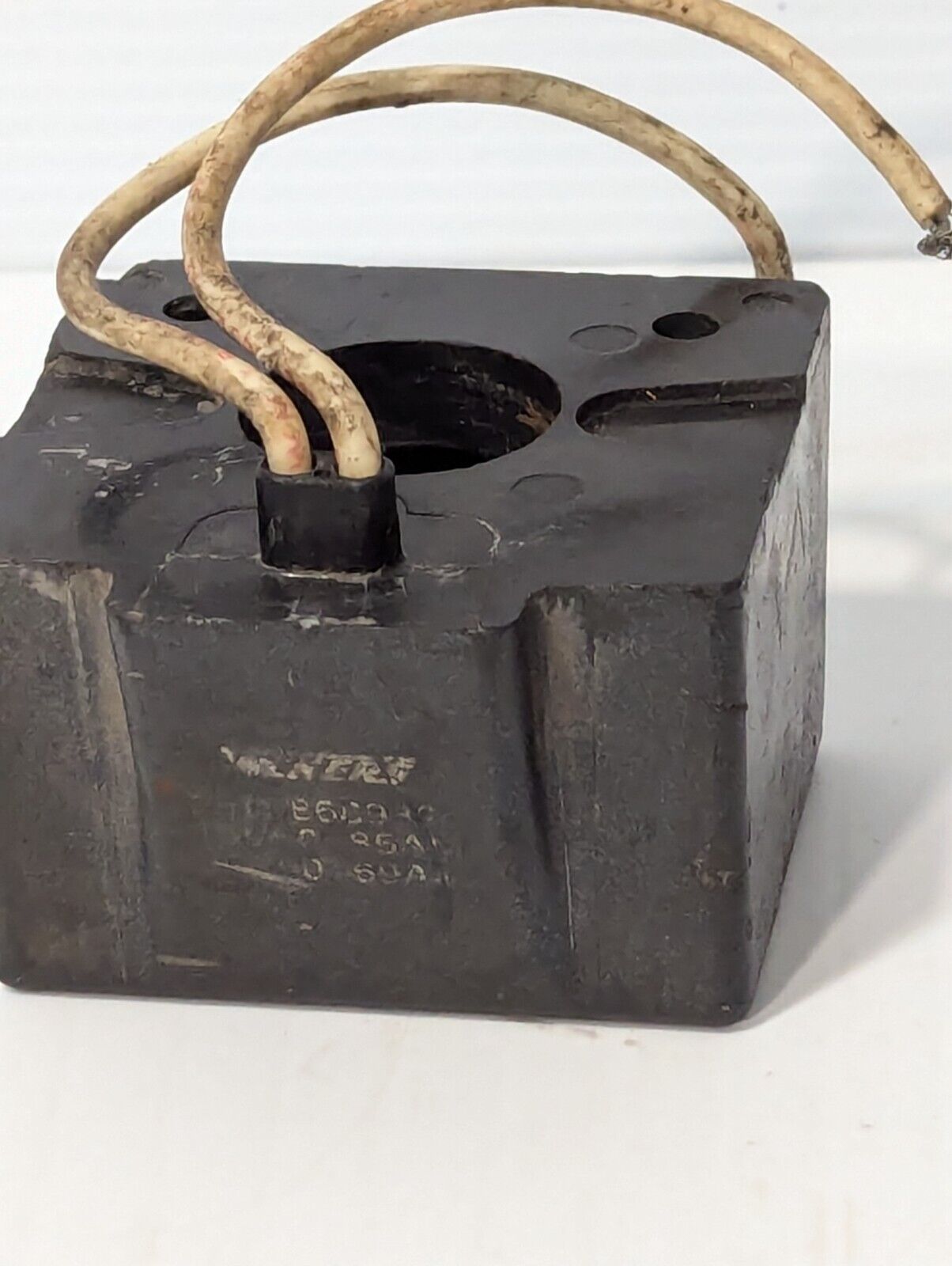 Vickers 868982 Coil, D05 Replacement Coil 110/120VAC, B Coil - Free Shipping