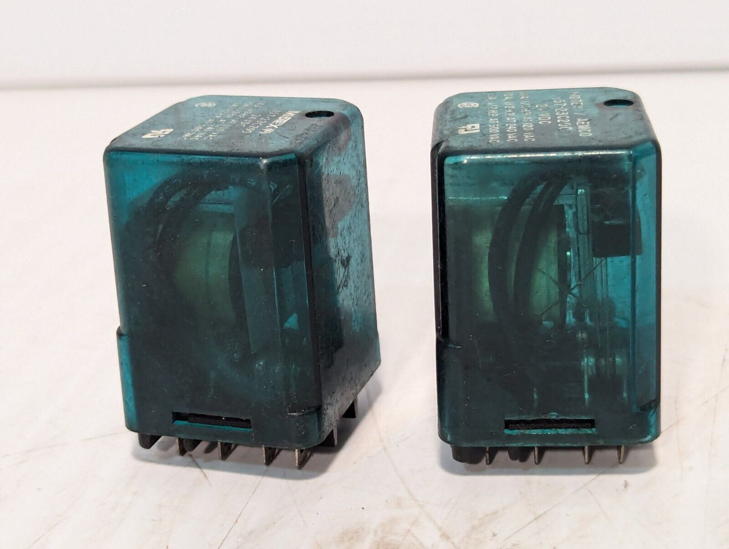 Lot of 2 MidTex 157-23C200 Relay, 24VDC - Free Shipping