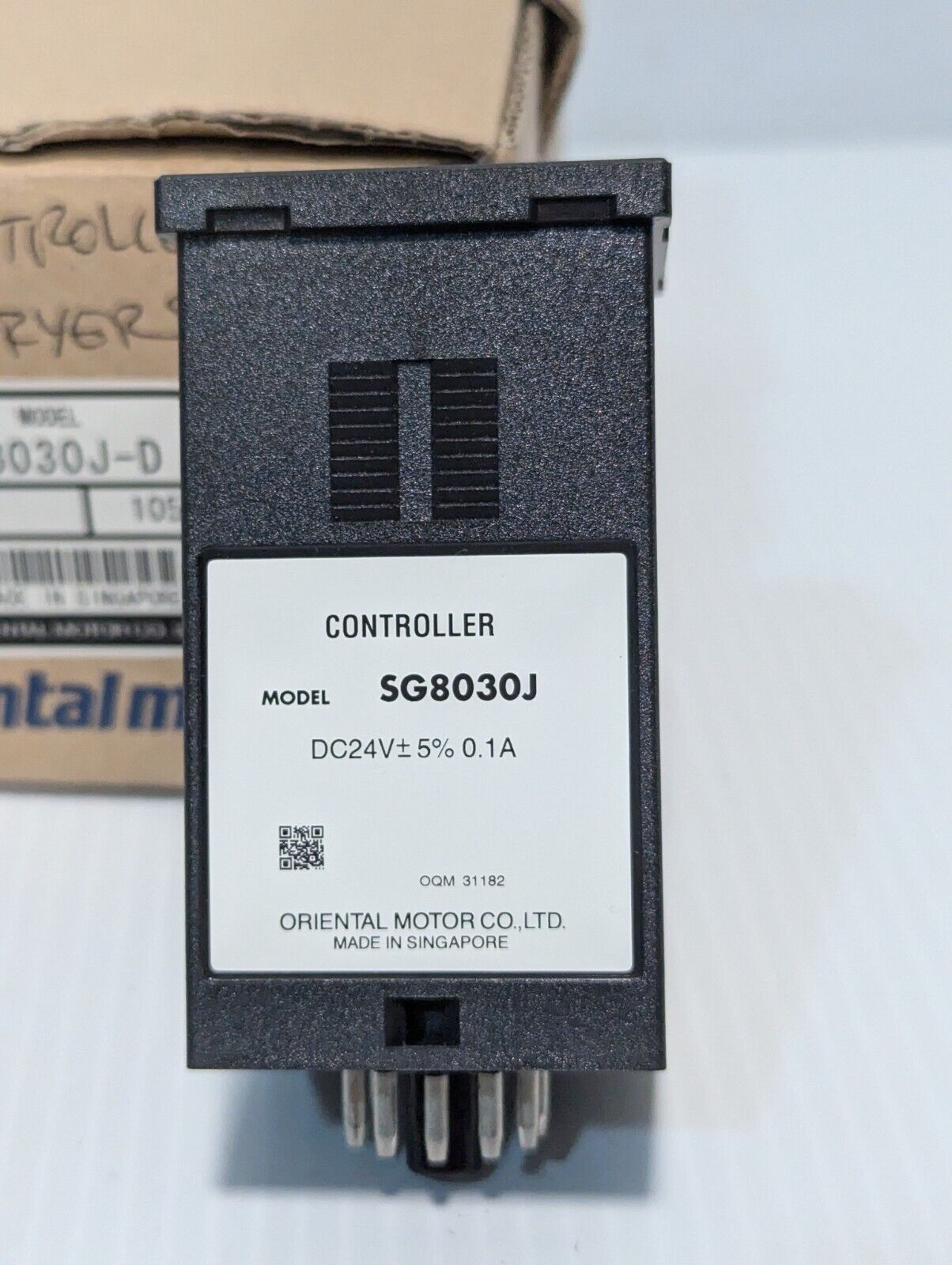 Vexta Oriental Motors SG8030J-D motor controller, 24VDC - Free Shipping