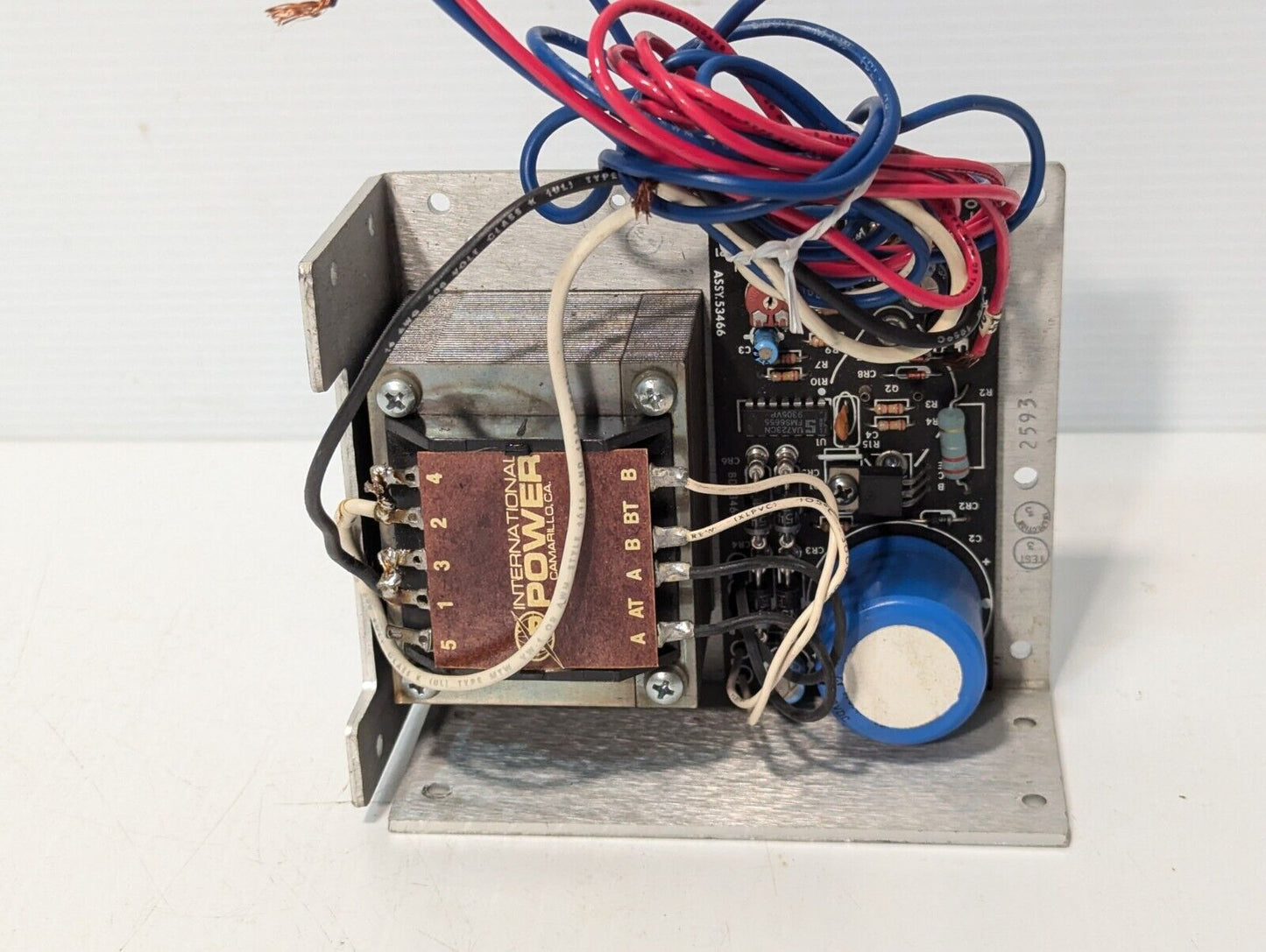 International Power IHC24-2.4 Power Supply 240VAC .75A In 24VDC 2.4A Out