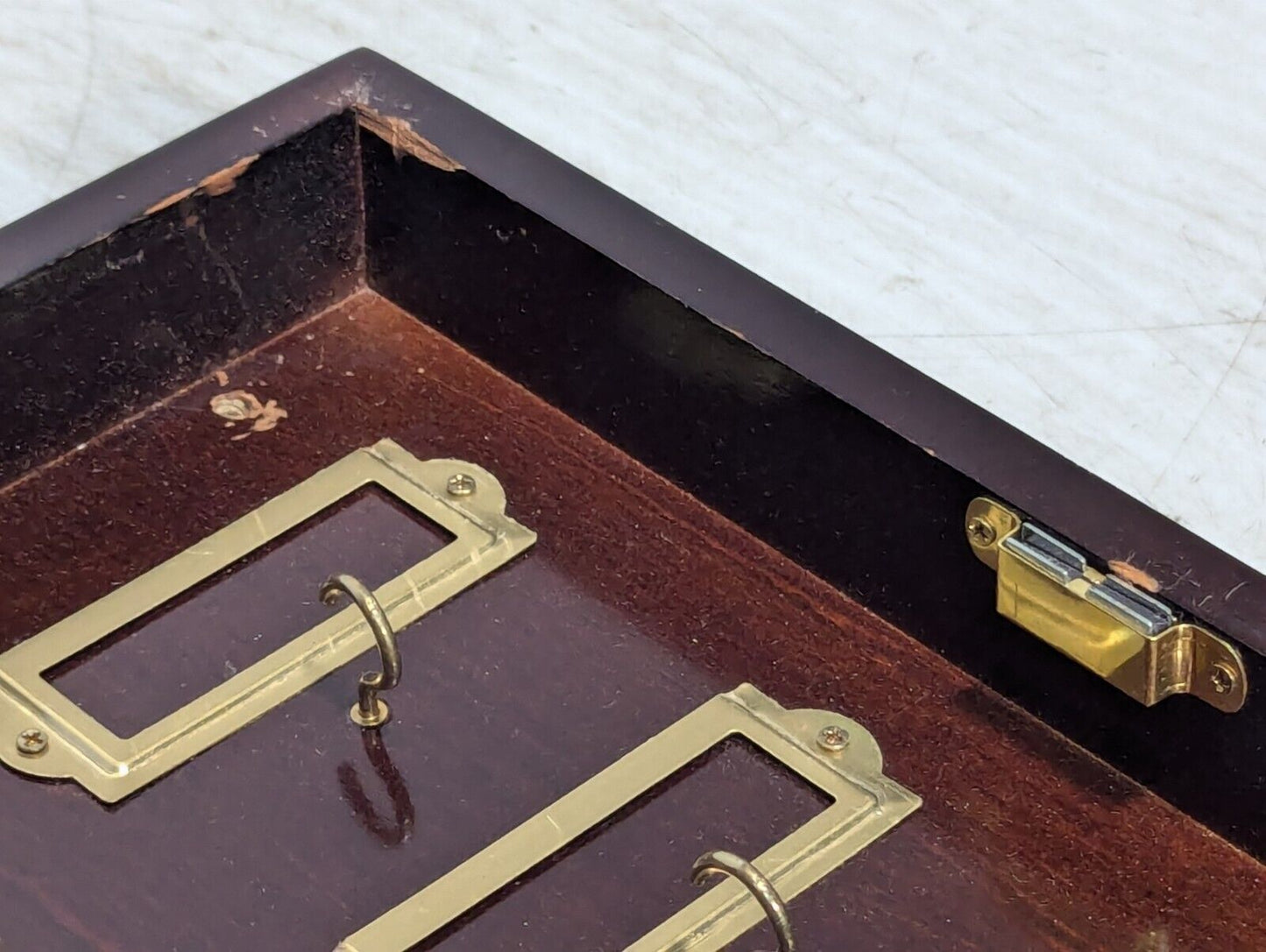Decorative key storage box, 6 hooks with labels, wall mount - Free Shipping