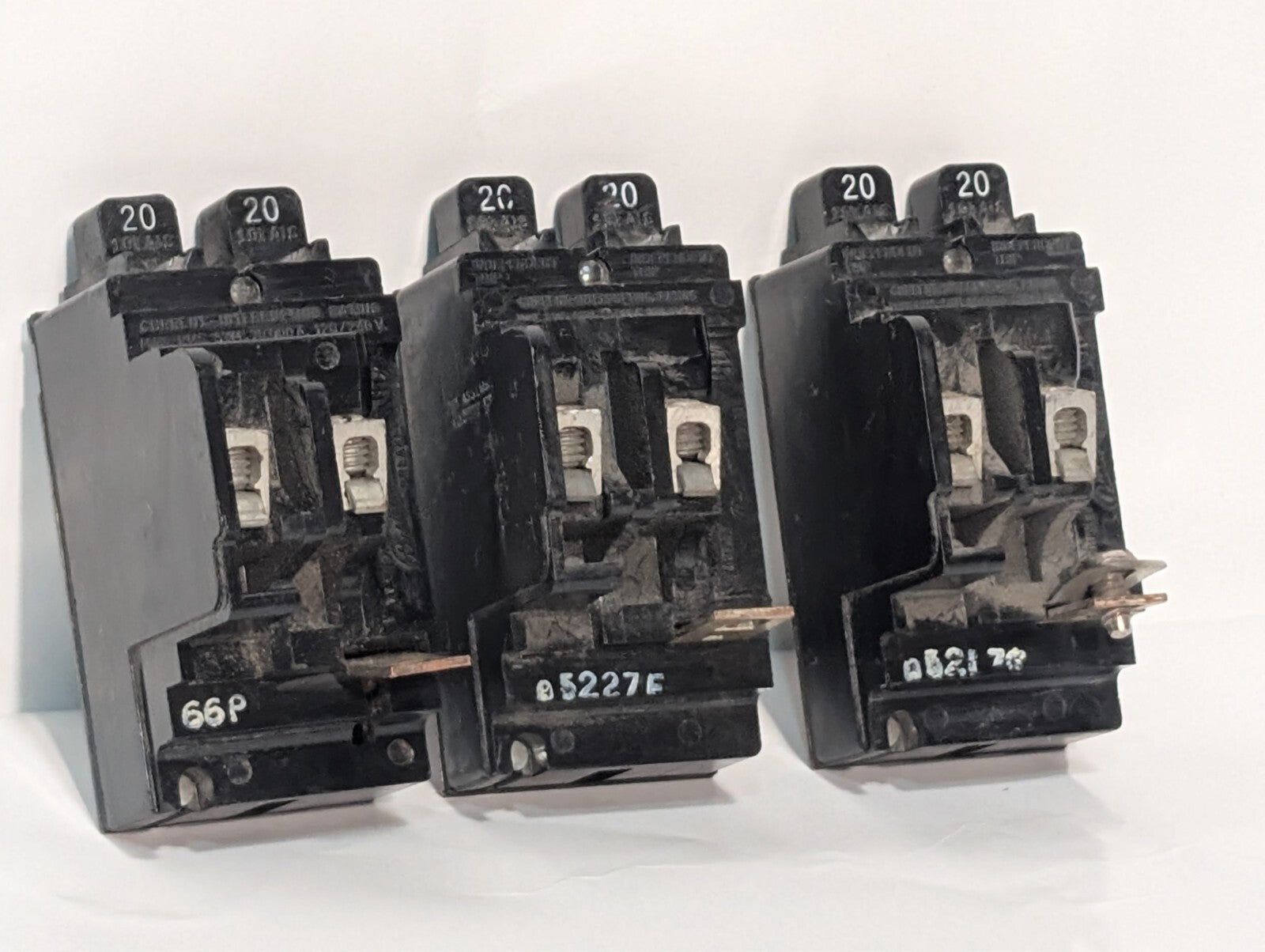 Square D / Und. Lab. P2020 Circuit Breaker, 20 Amp, 2-Pole