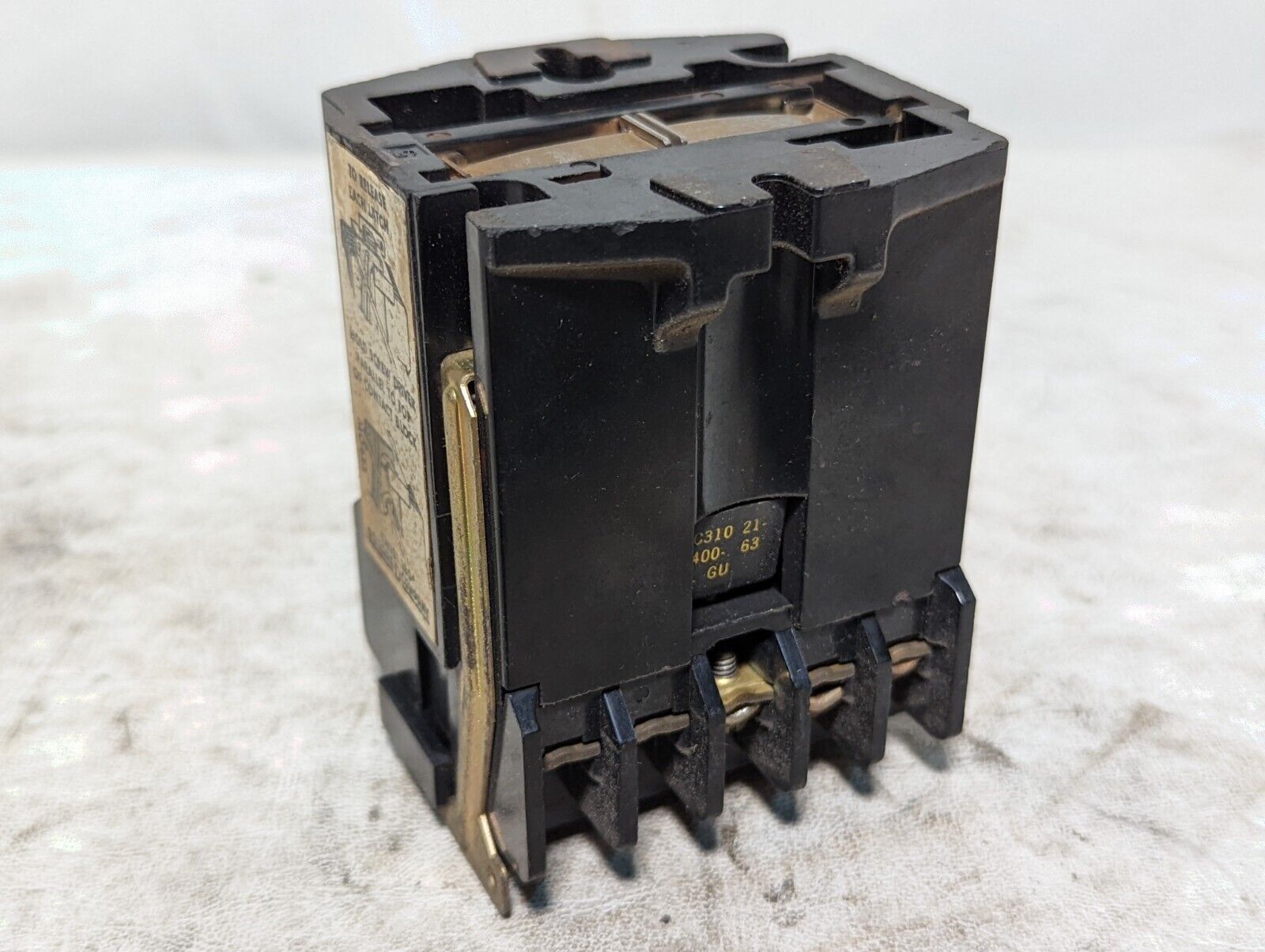 Square D 8501GO40 control relay, 110/120VAC coil, 8501G040