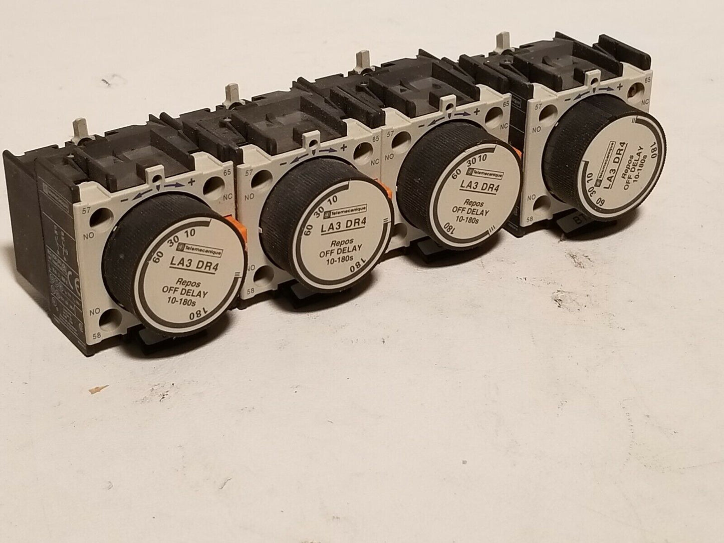 Telemecanique LA3DR4 Industrial Control System Off Delay Contact Block