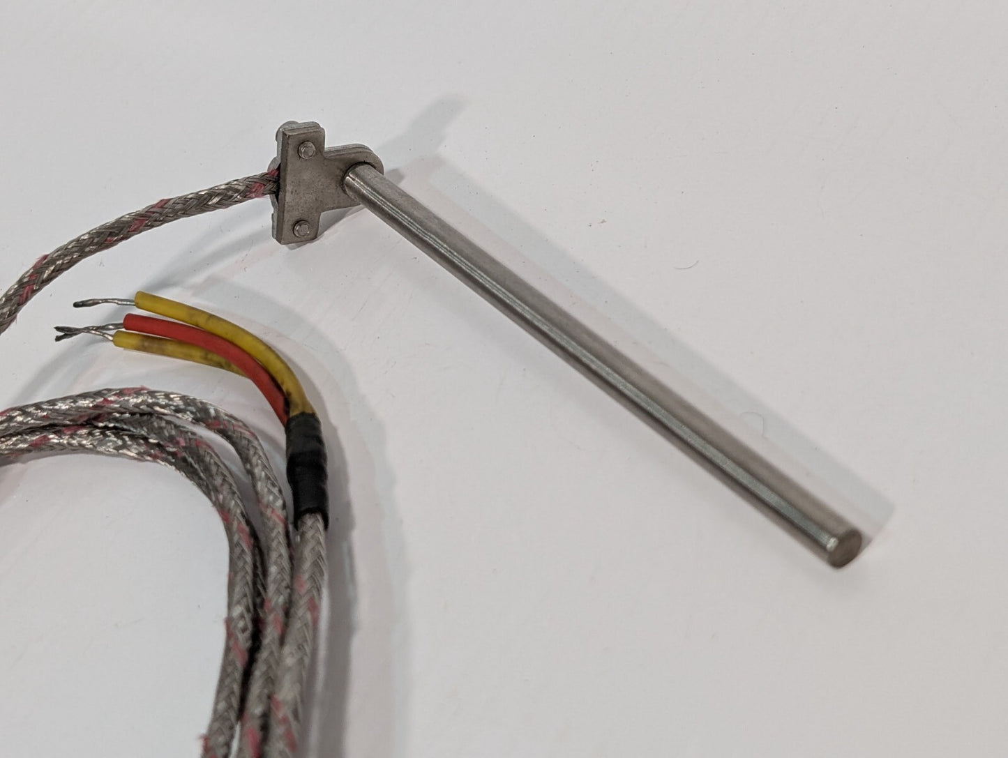 Unbranded Cartridge Heater, 4.5" Long, 3 Conductor Wires, 90 Degree, Long Cable