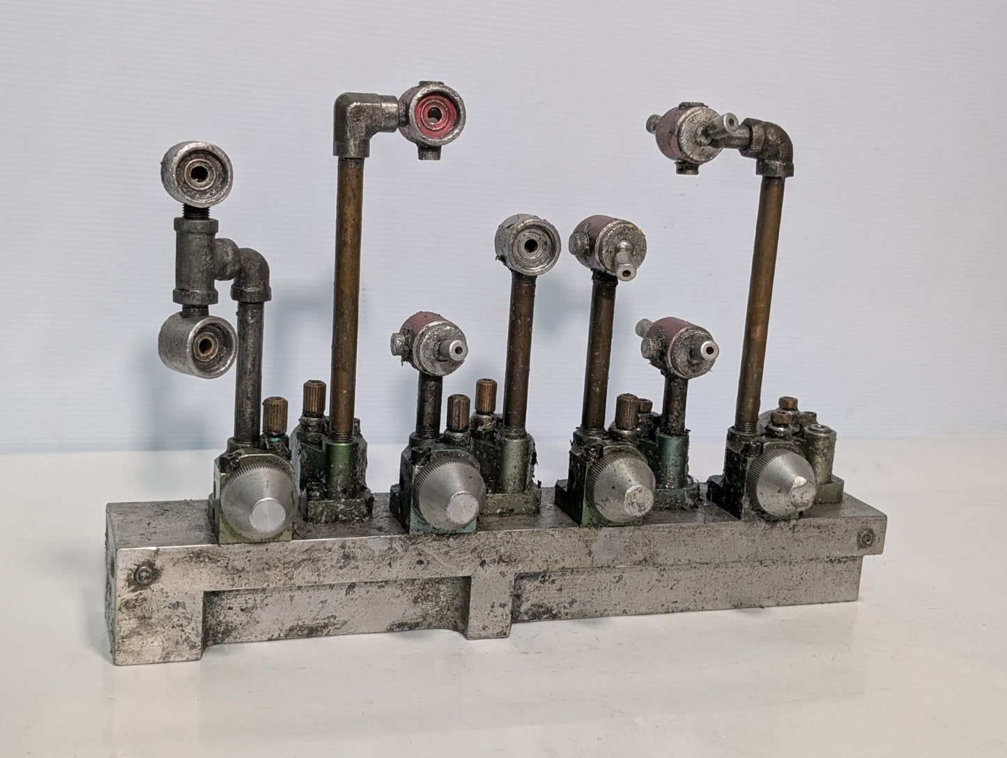 Unbranded High Pressure Distributor Manifold, Adjustment Knobs, 4 Port, as shown
