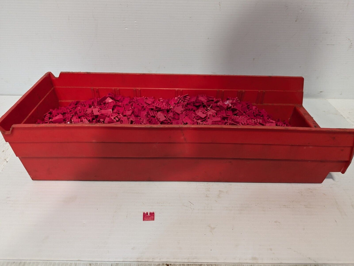 4 Lbs of 76614 Red Buttons, perhaps for Yamaha Keyboards-Free Shipping+Returns