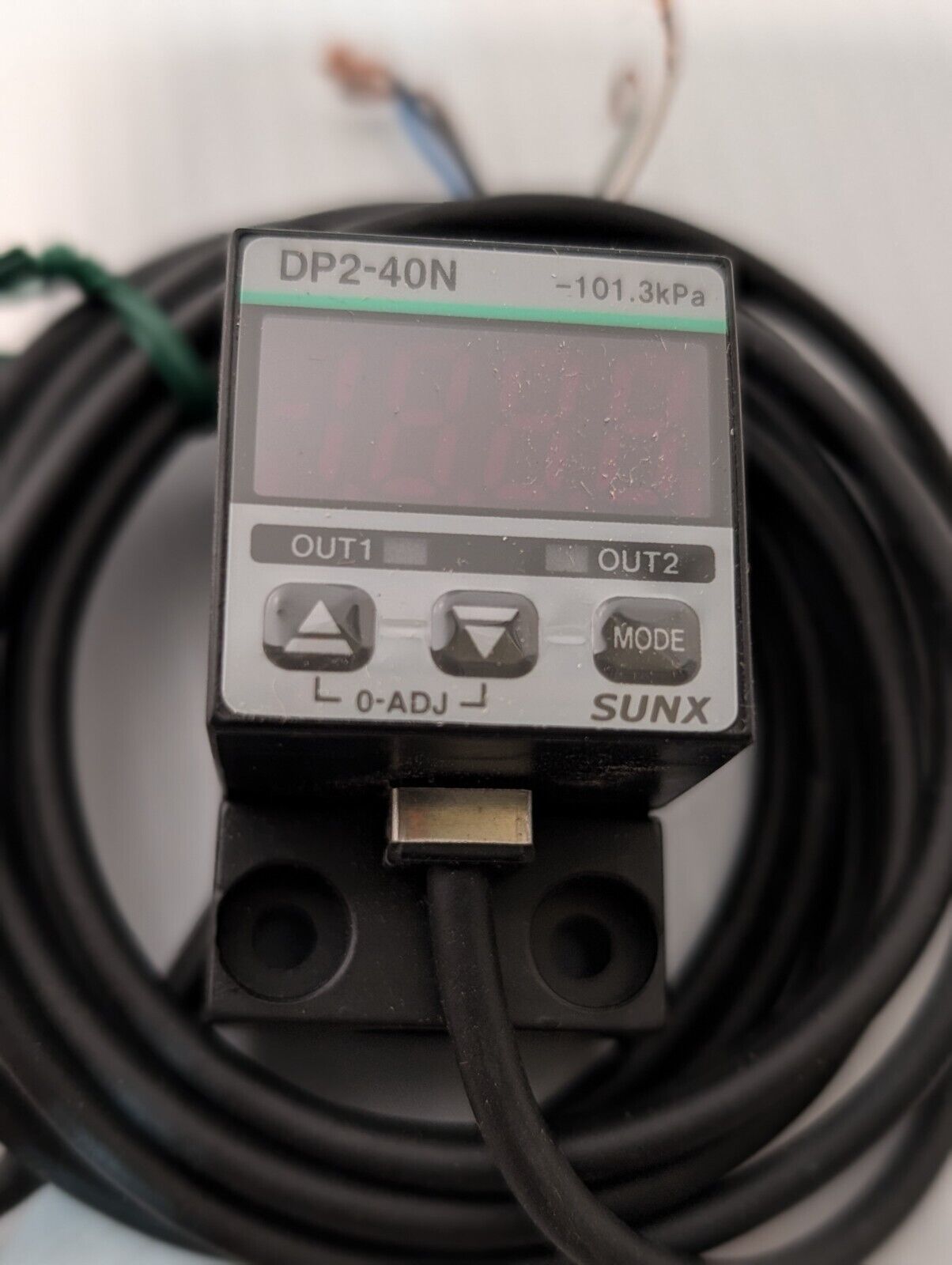 SunX DP2-40N Digital Pressure Sensor, LED display, -101.3kPa - Free Shipping