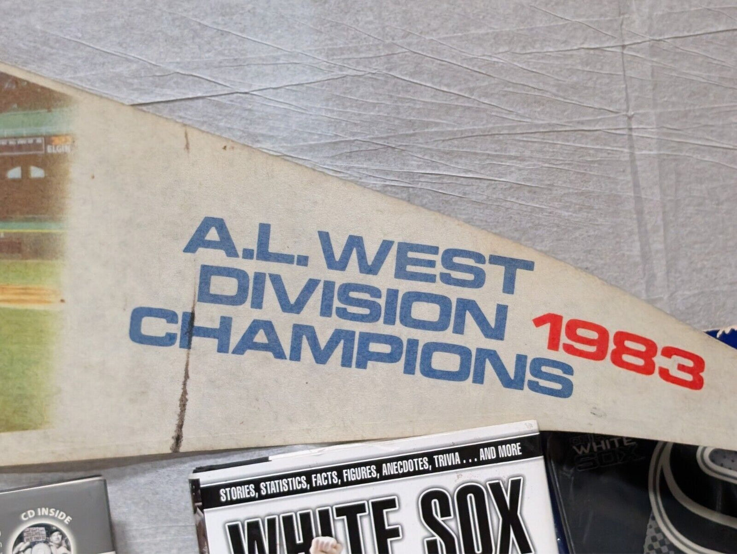24 Pieces Chicago White Sox Championship Memorabilia 1983 2005 Cup Pennant Bat