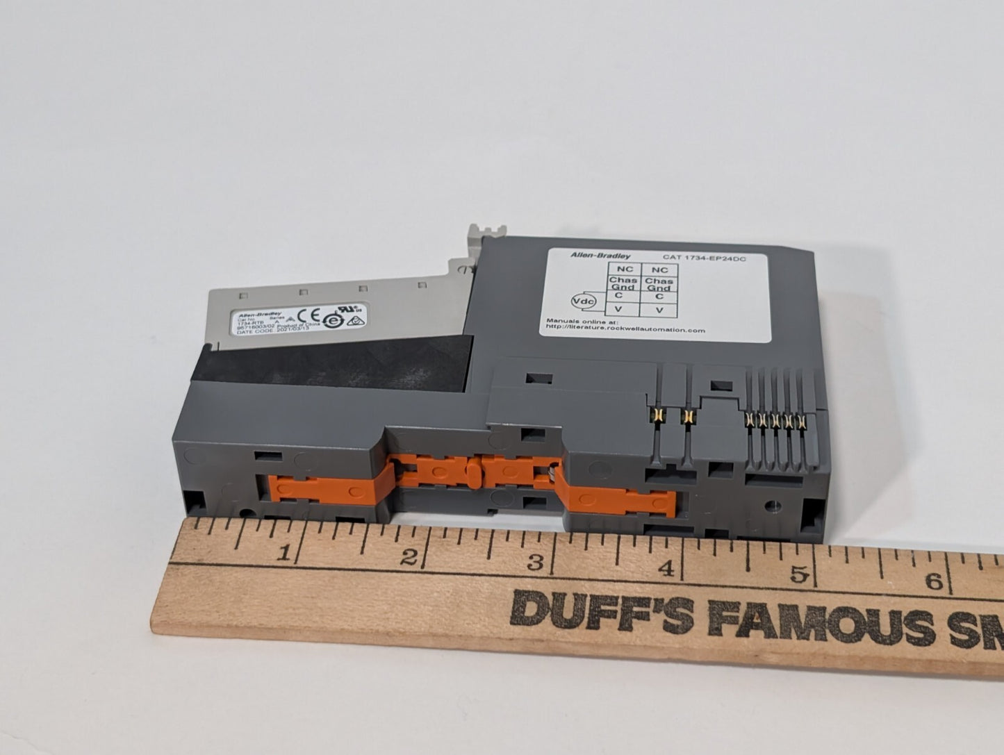 Allen Bradley 1734-EP24DC POINT I/O Extension Power Module Ser B 1734-EP24DC B