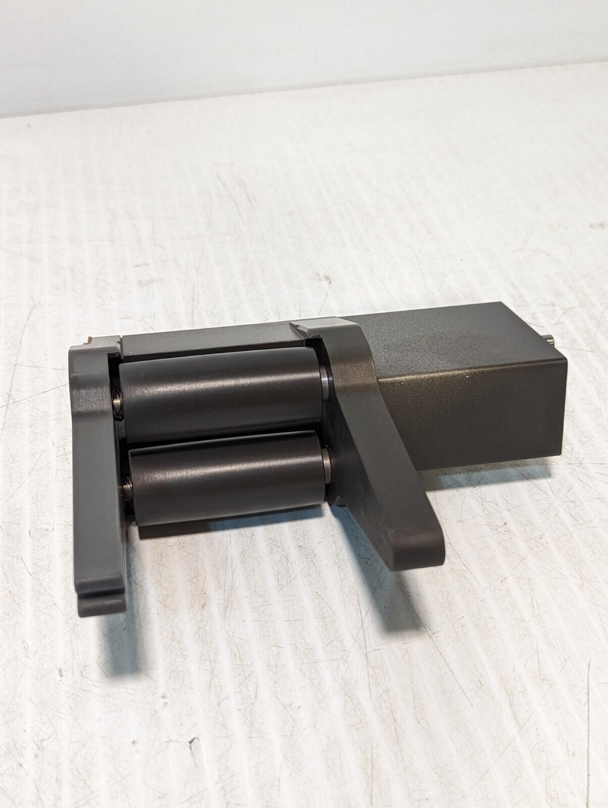 171K481G01 Pulley & Mounting Block Assembly, 3020-11-000-5680 - Free Shipping