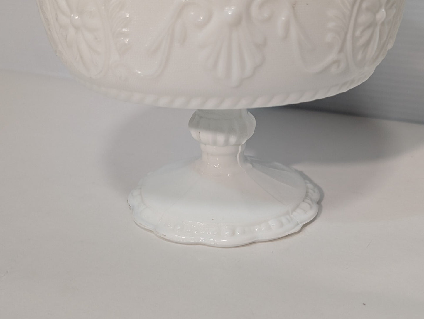 Vintage Indiana Glass Mid-Century Modern Milk White Glass Pedestal Compote Bowl