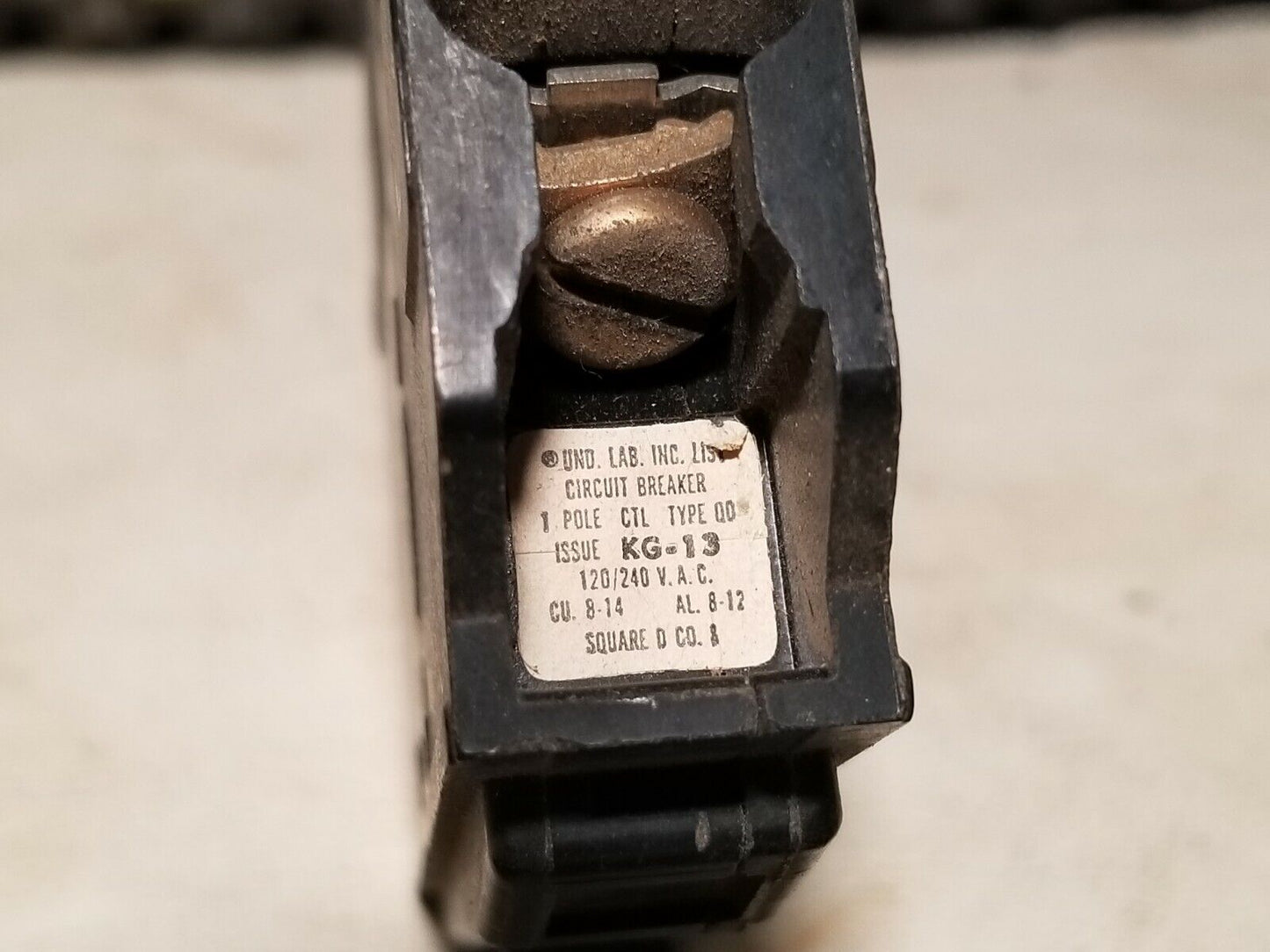 Lot of 18 Square D QO130 circuit breakers, 1 pole, 30A, 120/240V