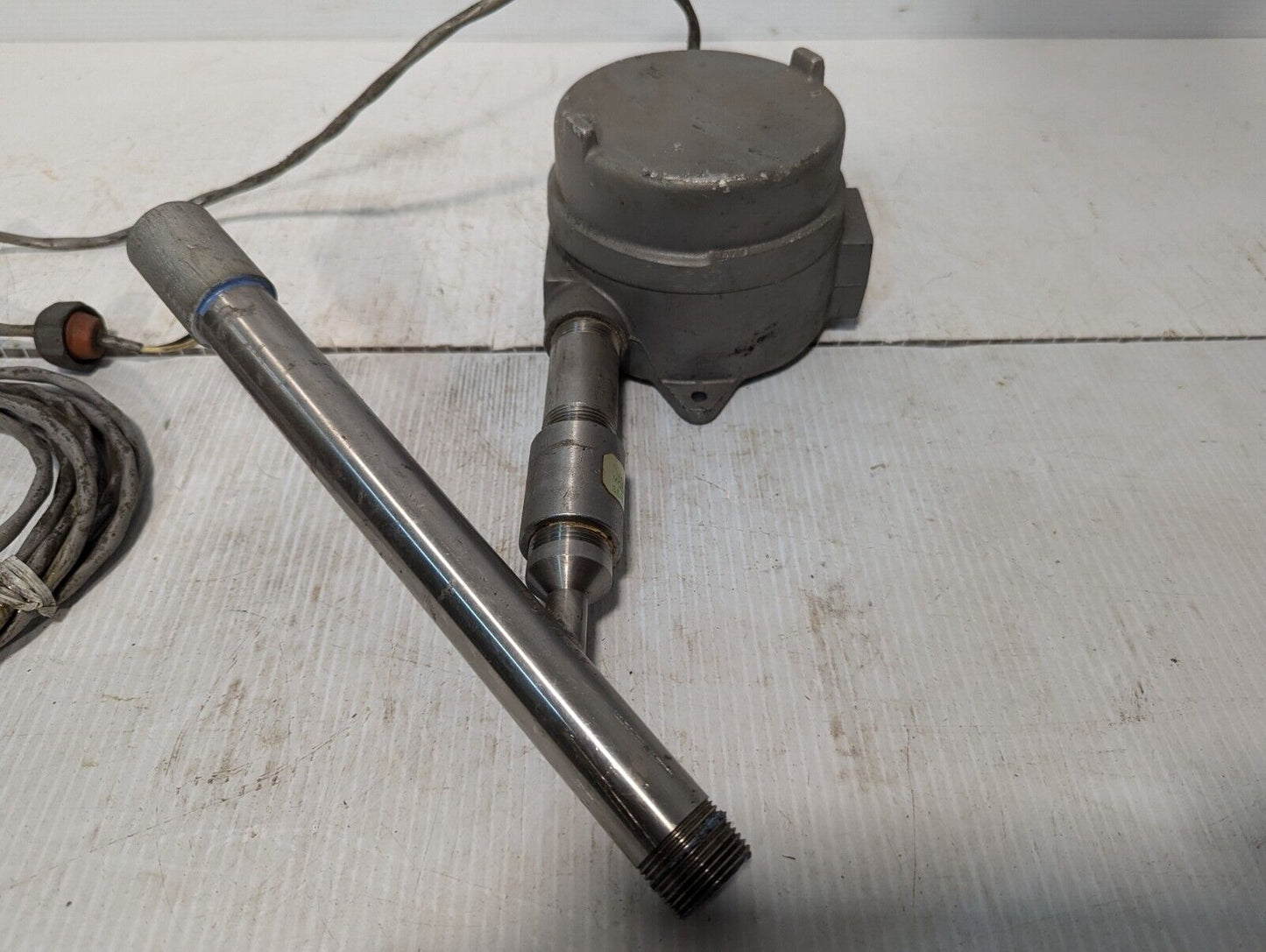 Kurz 505-8-02 Flow Transmitter with Killark HKB Enclosure -Free Shipping+Returns