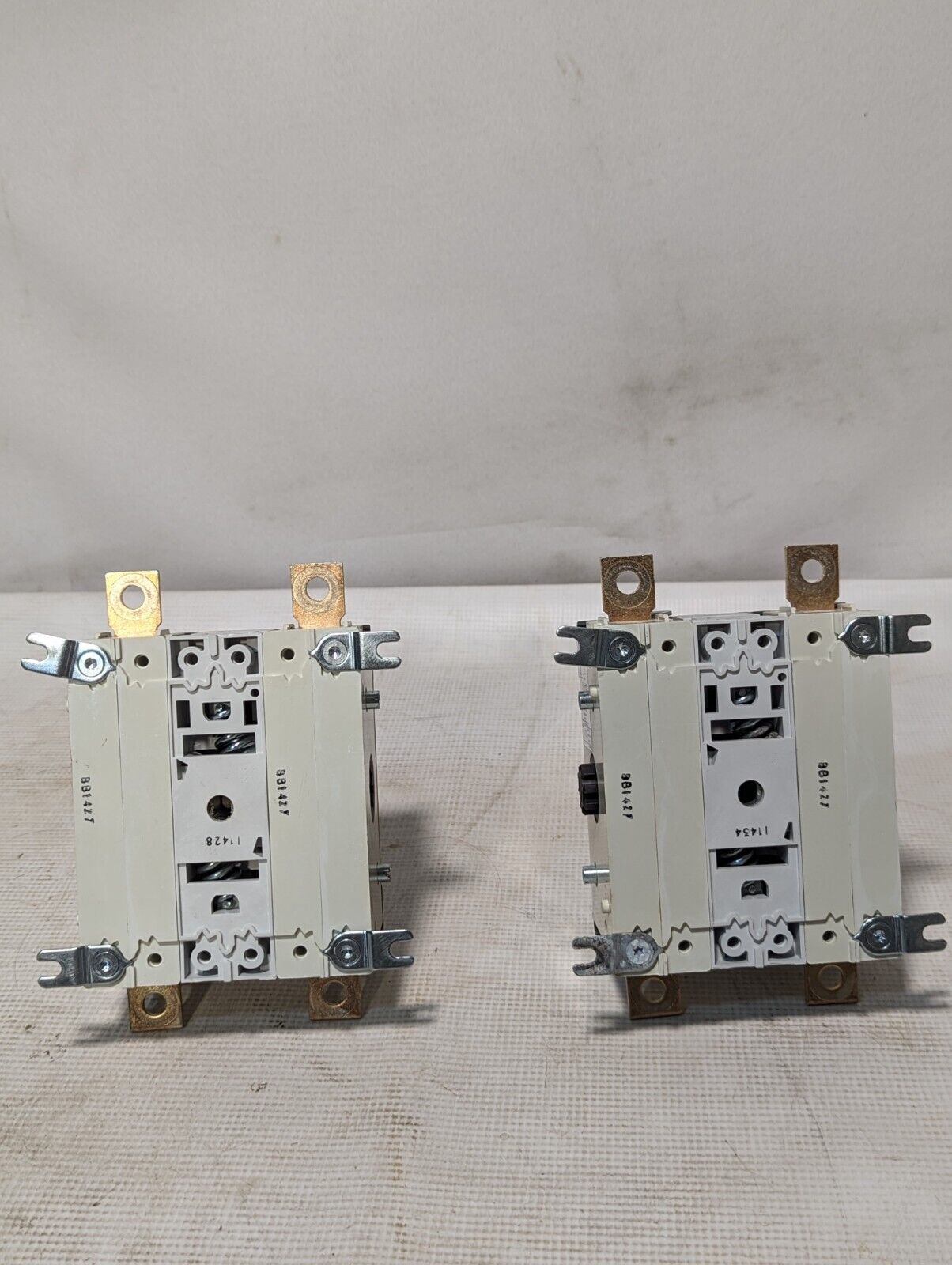 ABB OTDC100US11 general purpose switch, open type PV switch