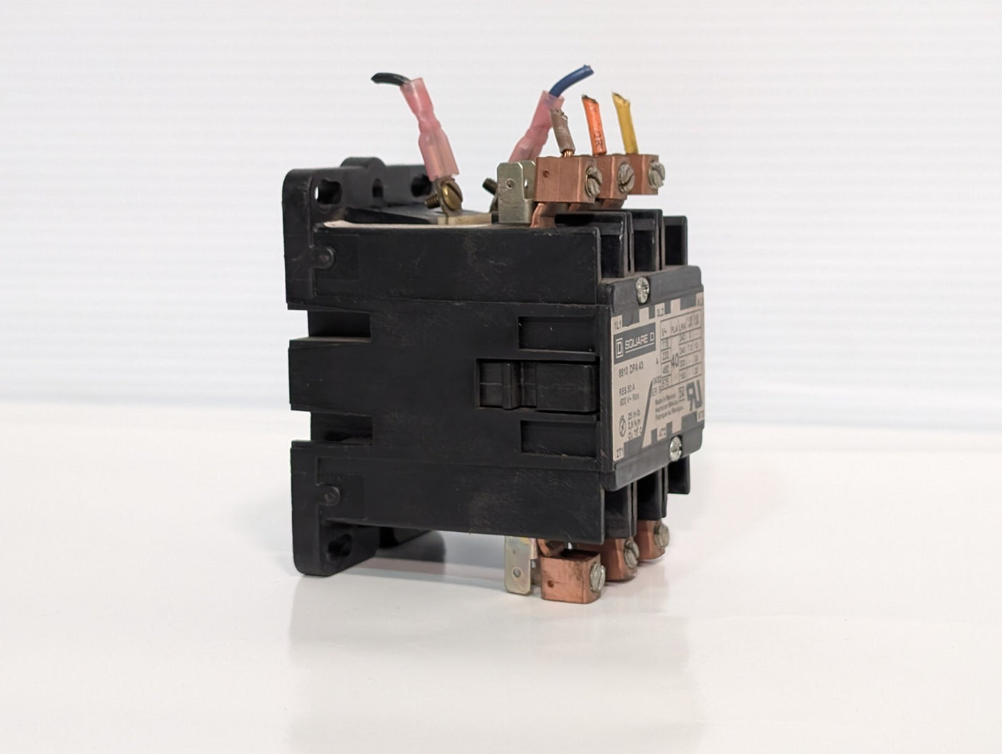 Square D 8910DPA43 Definite Purpose Contactor 50A Res, 40A, 3 Pole, Box Lug Term