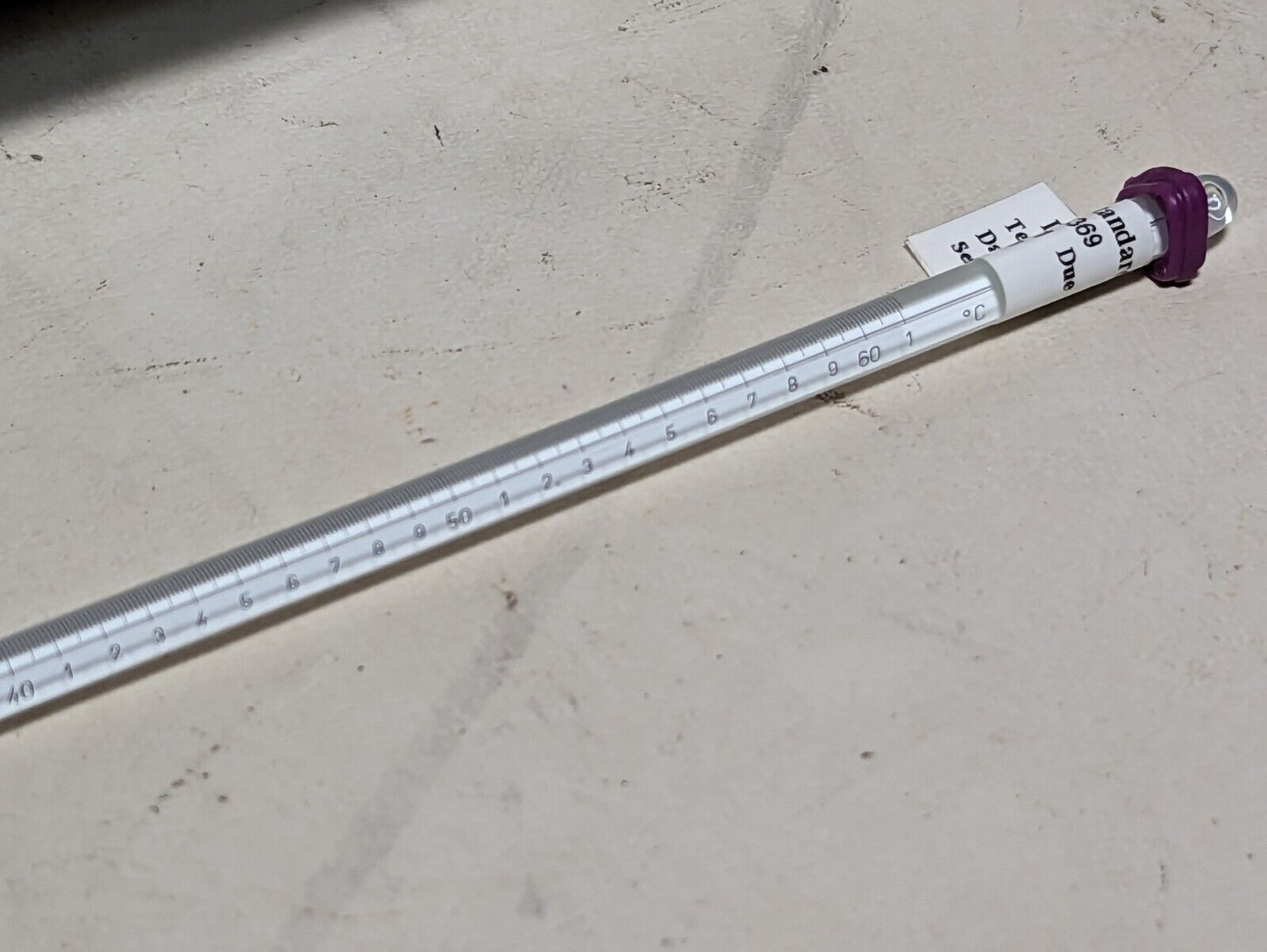 VWR 89095-632 certified thermometer, -1 to 61 deg C