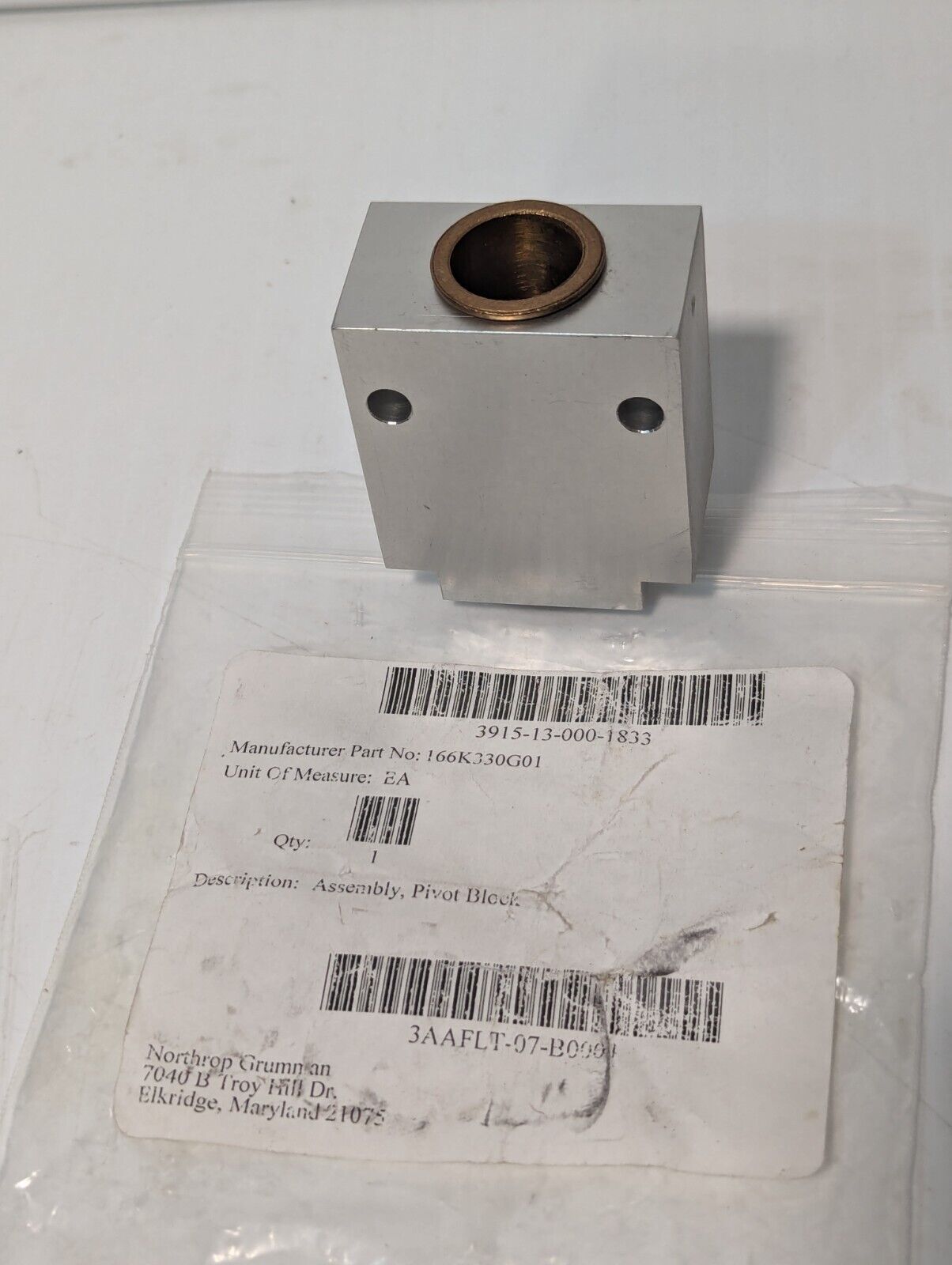 166K330G01 Pivot Block Assembly, 3915-13-000-1833 - Free Shipping