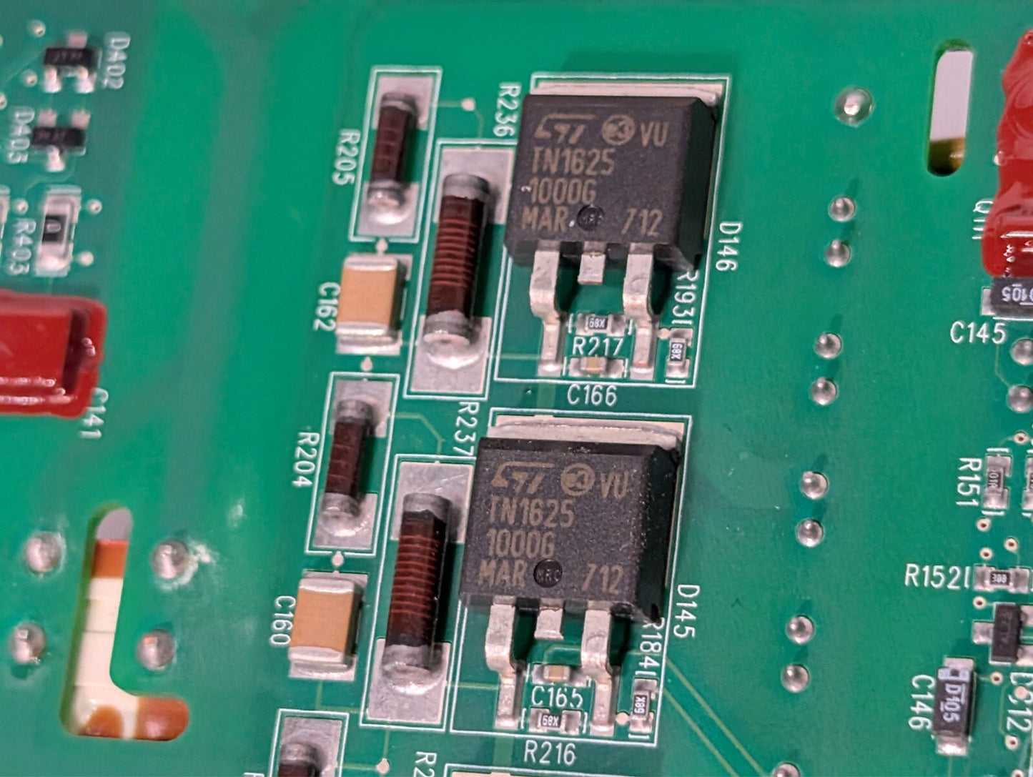 9300-0368 Rev D Circuit Board with Zoll 9126-0008 HV AED Capacitor