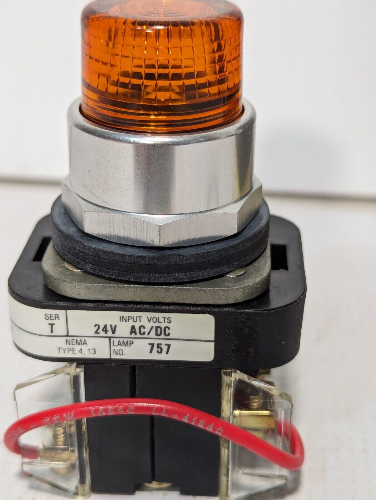 Allen Bradley 800T-QT24A Lighted Illuminated LED Push Button 24V - Free Shipping