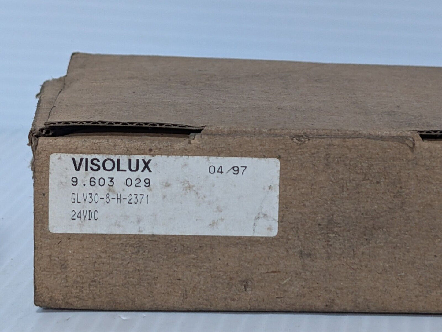 Visolux GLV 30-8-H-2371 background suppression sensor, 9.603 029, 24VDC, in box