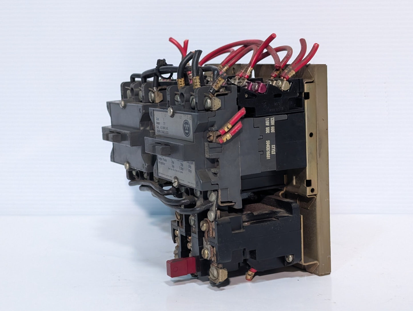 Westinghouse A210M1CAC Size 1 Motor Starter / Overload Relay Single + Polyphase