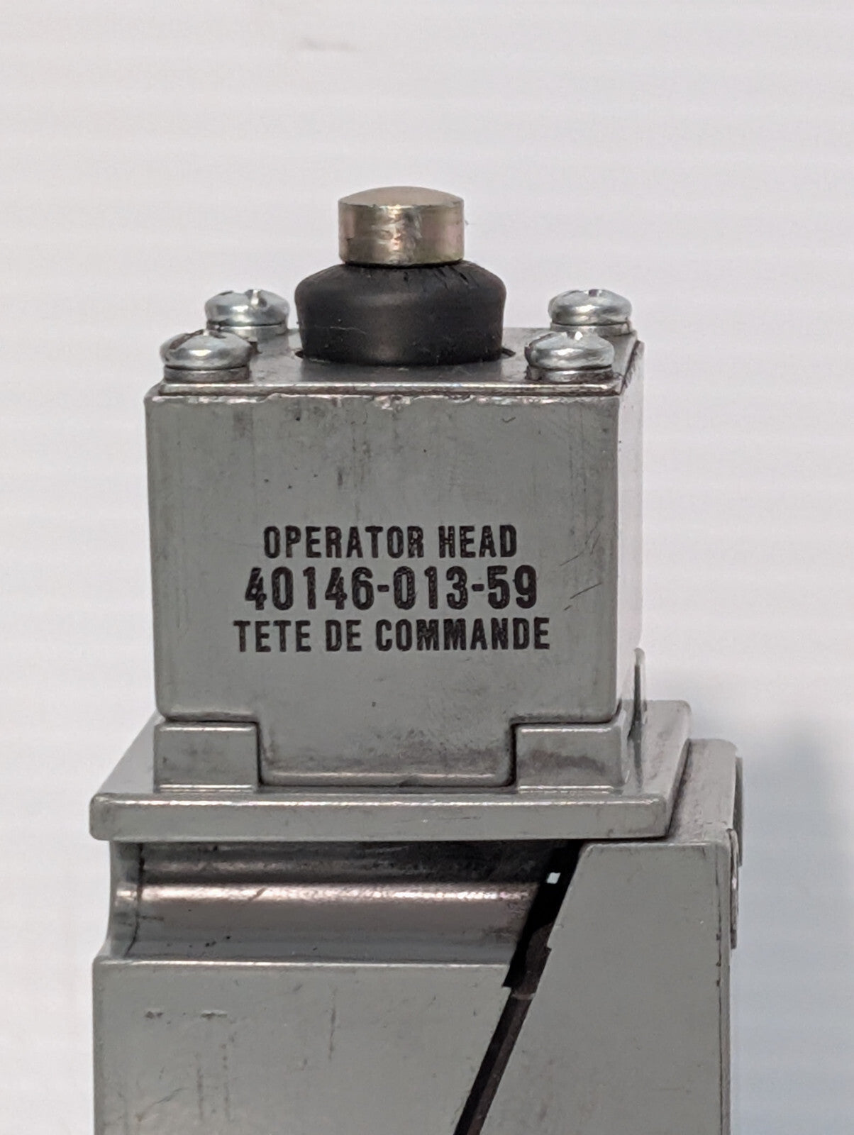 Allen Bradley 802T-BTP1 Oil Tight Limit Switch, Series H, Made in USA