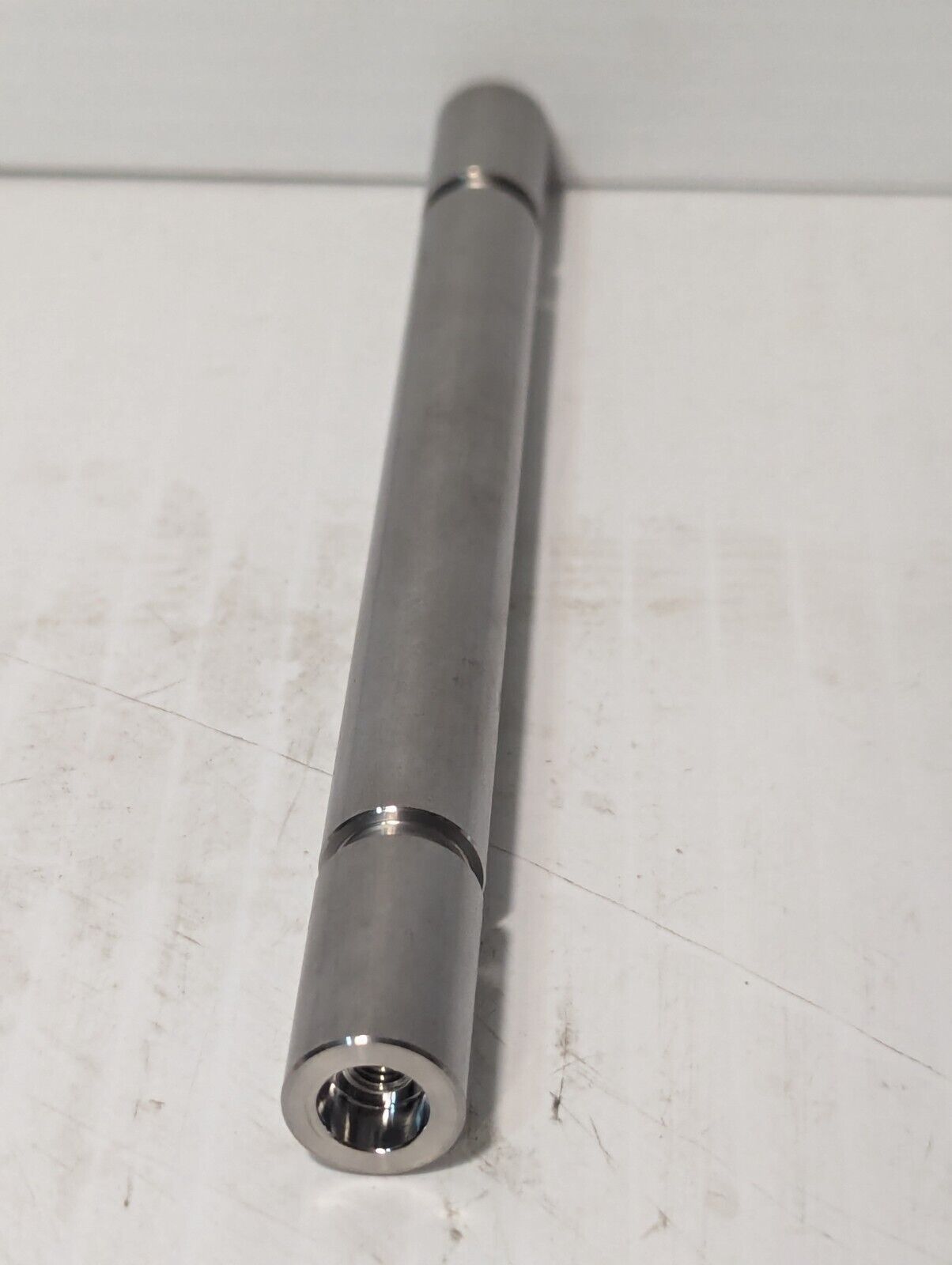 3040-11-000-3117 172K037H01 Front Idler Shaft - Free Shipping