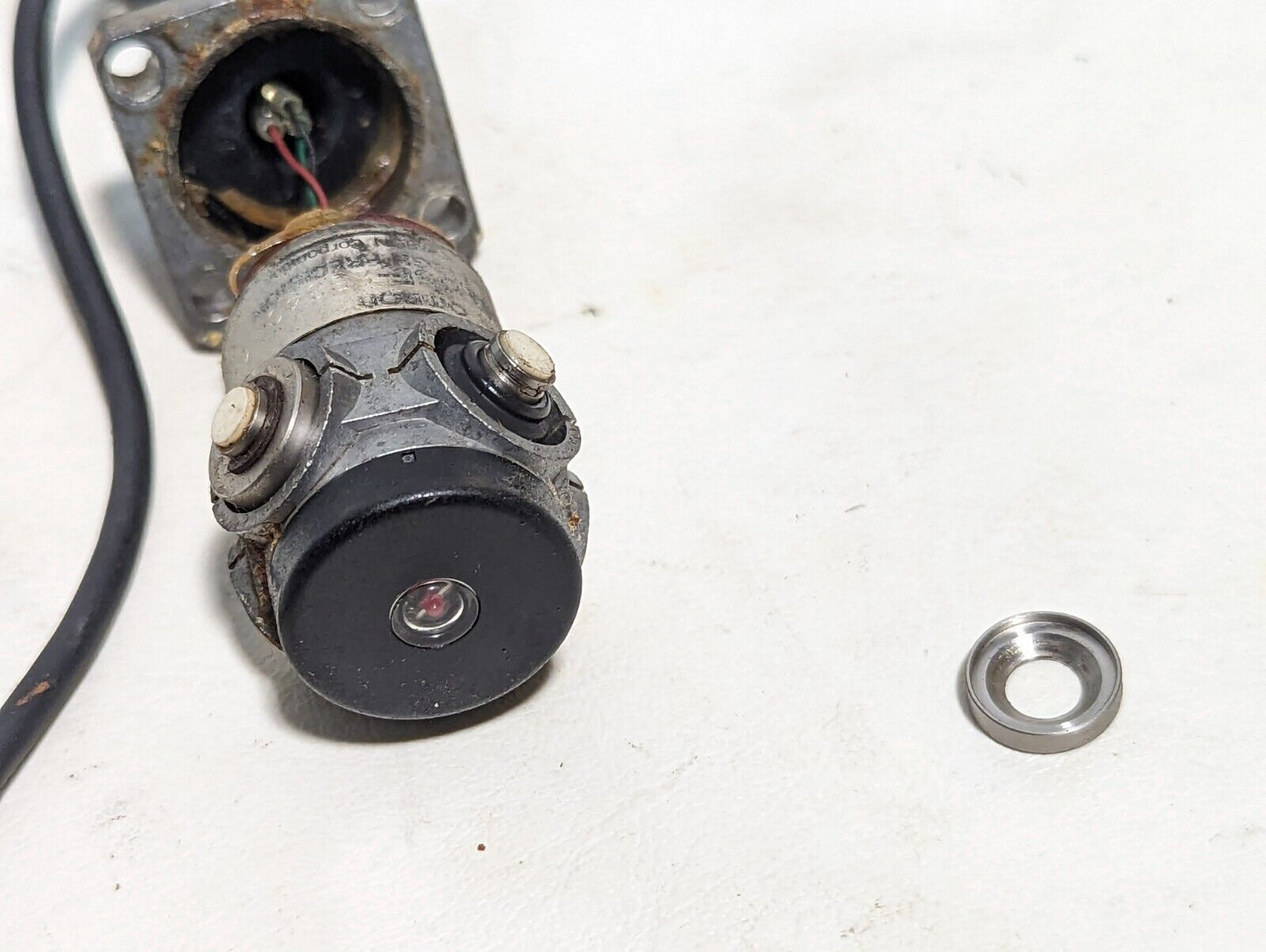 Omron D5F-2B34C-Y probe, high-precision switch, tooleye sensor