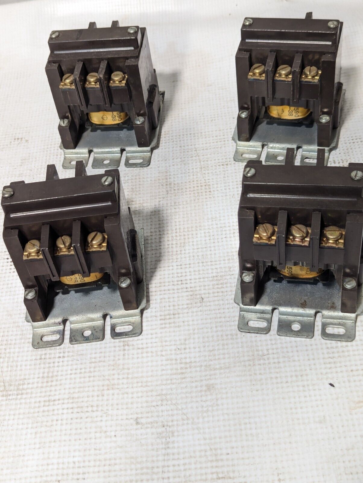 Cutler Hammer 9560H1409B Contactor 6-311-15, 40A, 600VAC