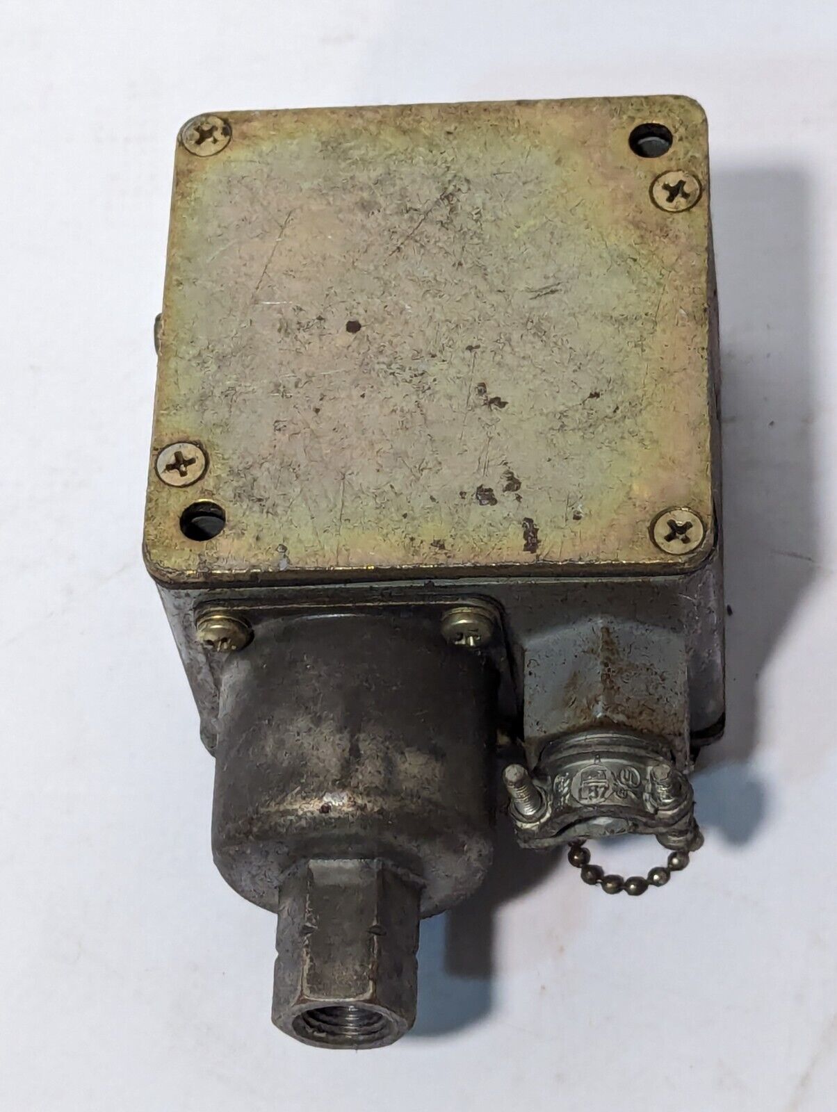 Square D 9012 ADW5 AC/DC Pilot Duty - Free Shipping