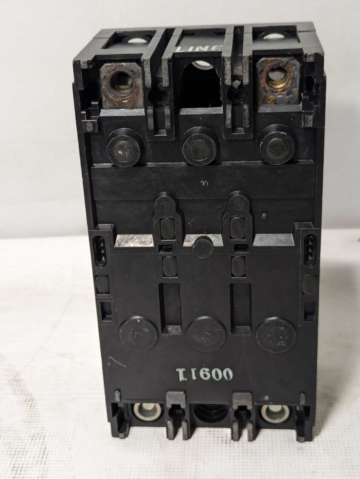 Westinghouse LB2400F 2-Pole Circuit Breaker, 250A, 600VAC, 250VDC