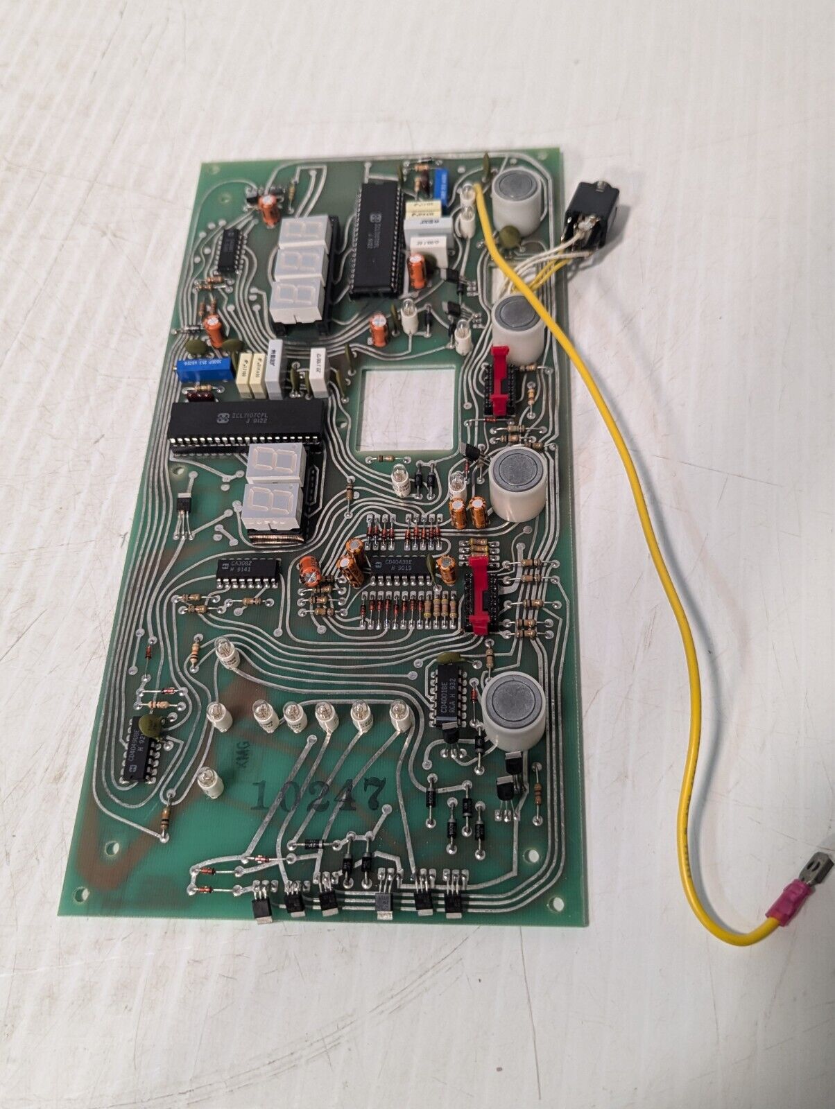 05614-000 PCB with 5 digit LED Display - Likely for Medical - Free Shipping