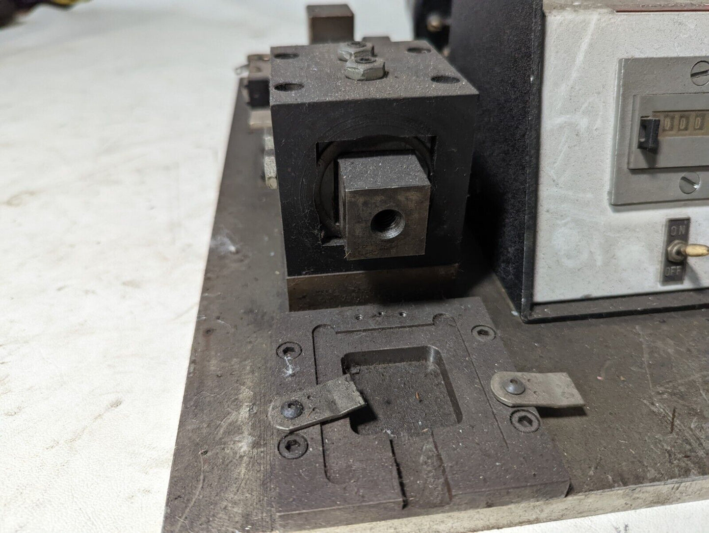 Custom motor set-up w/Bodine NCI-12RG 1/50HP motor and stroke counter-Free Ship