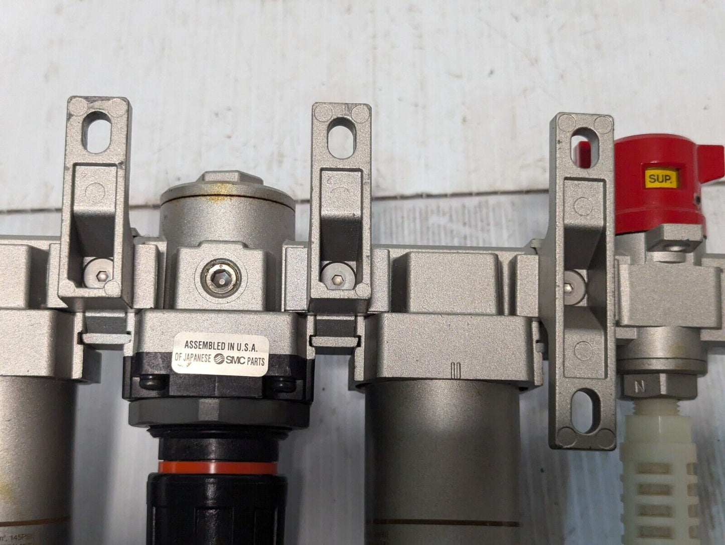 SMC Pneumatic- Regulator Assembly with NAR3000-N03 Regulator - Free Shipping