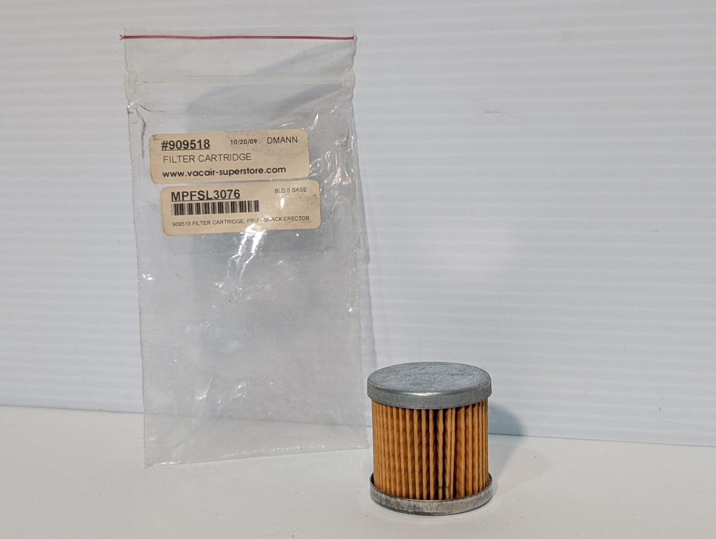 Vac-Air 909518 Air Filter Cartridge MPFSL3076 Industrial Manufacturing Assembly