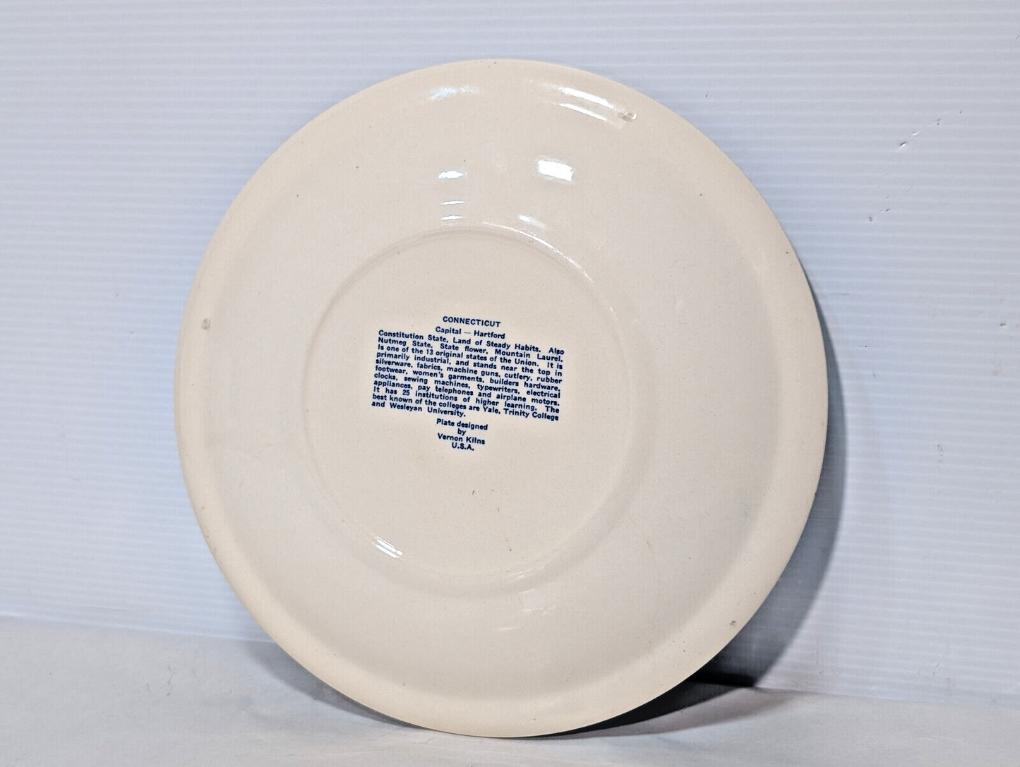Vintage Vernon Kilns Hartford, Connecticut Souvenier Collector Plate 1930s