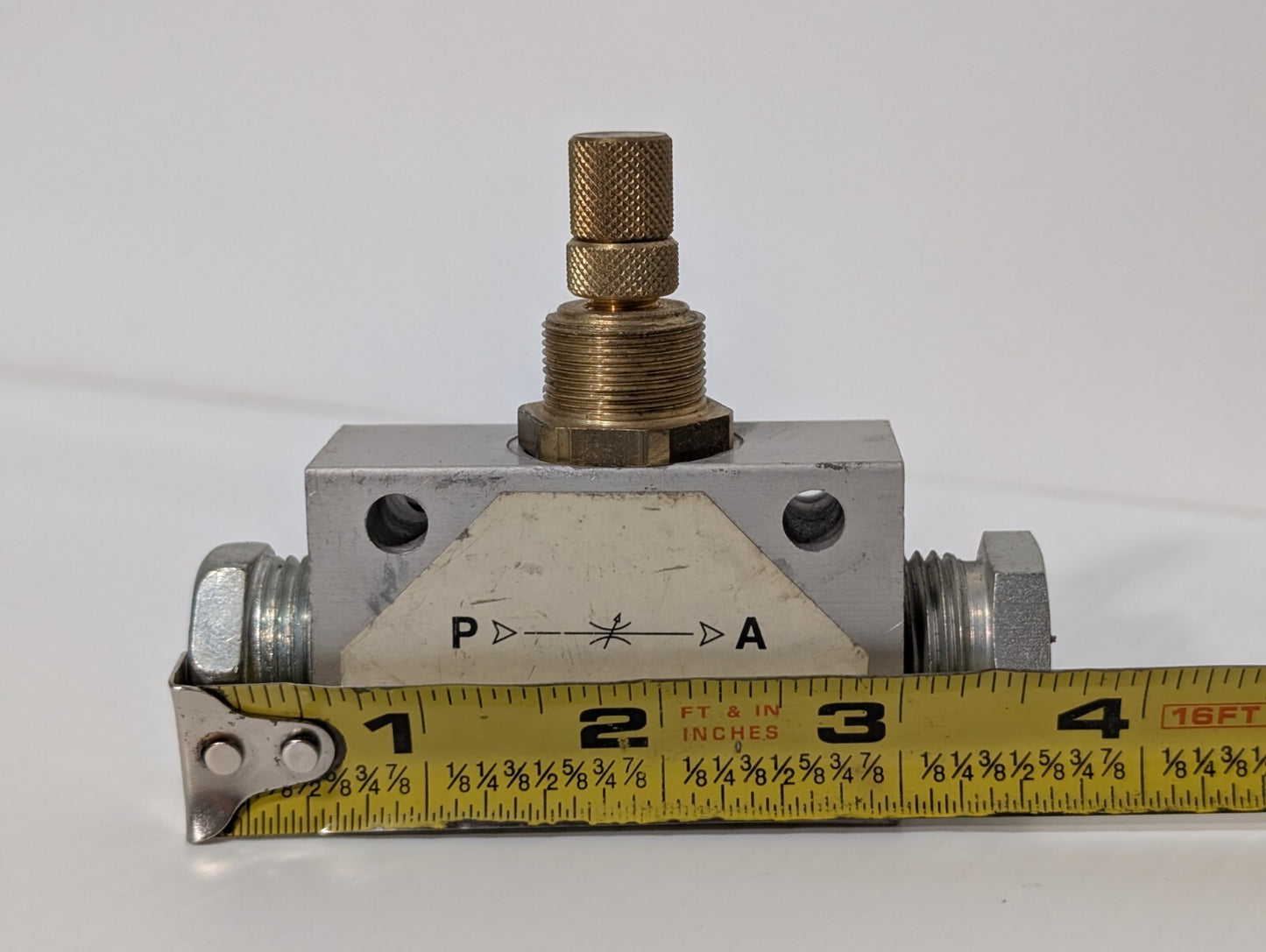 Aignep 8860-1/2 Bi-Directional In-Line Flow Regulator 7 Bar Inlet Pressure