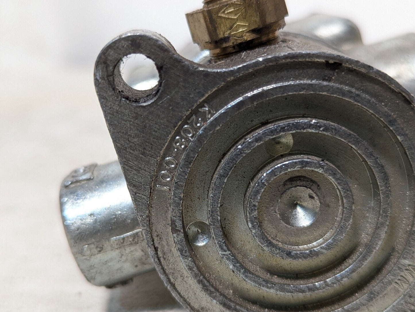 Bellows Valvair K055 1007 pilot valve, 110/120VAC, K208-001