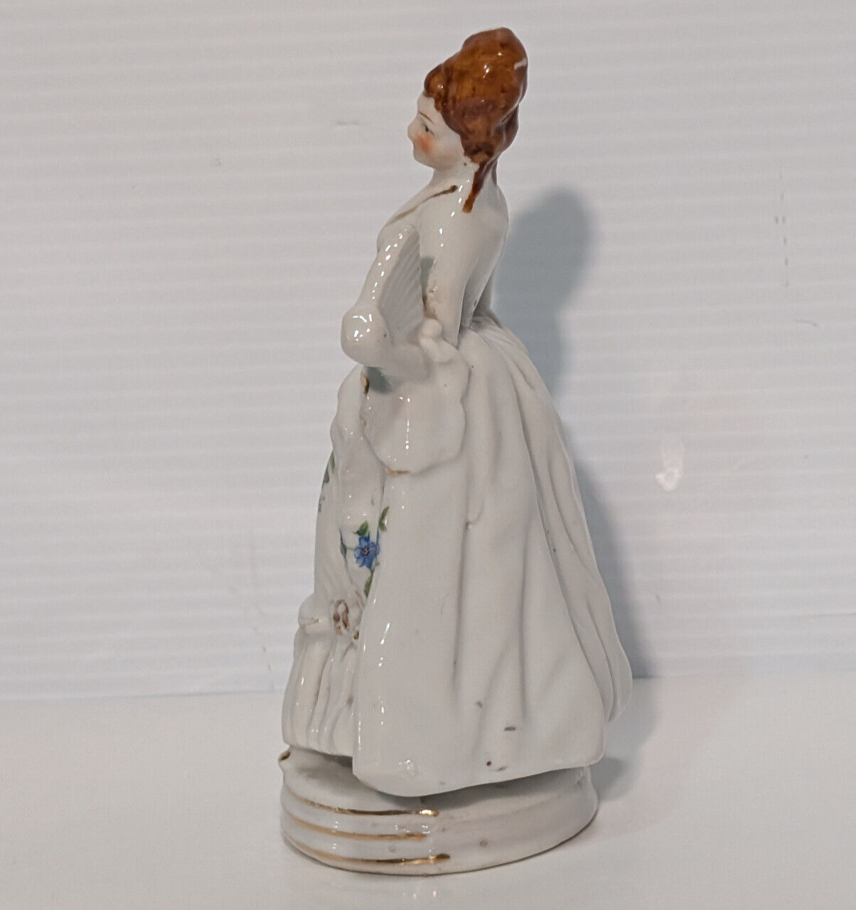 Vintage 1950s Porcelain Figurine Debutante Ball Gown Curtsy Society Fan Woman