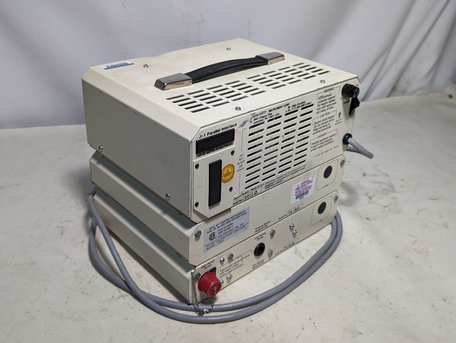Timeter Instrument RT-200 calibration analyzer: RT-201 control module, RT-202 pr
