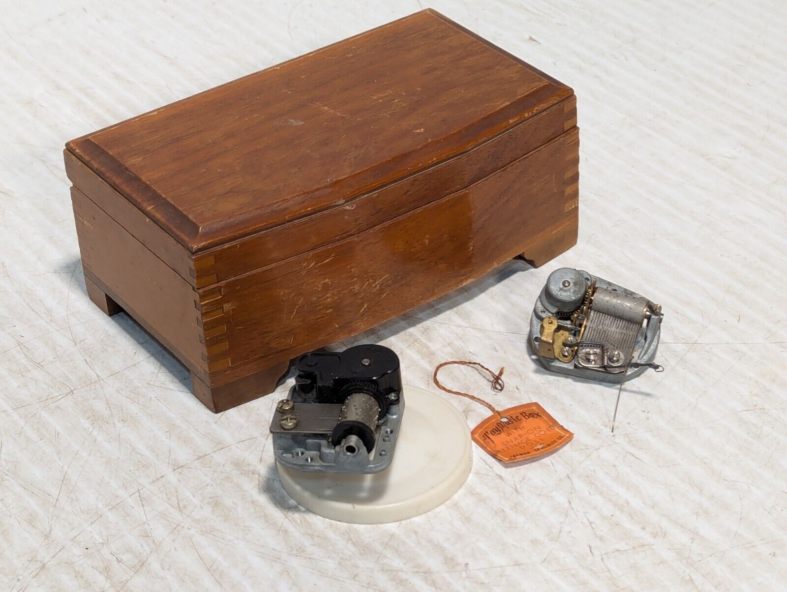 Tony's Vintage Wooden Music Box parts as shown, incomplete - Free Shipping