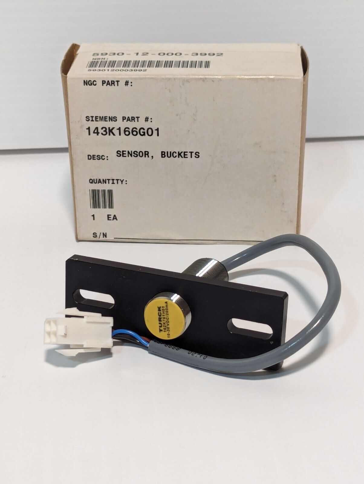 Siemens 162K761H01 Turck Bracket 5930120003992 Inductive Sensor - Free Shipping