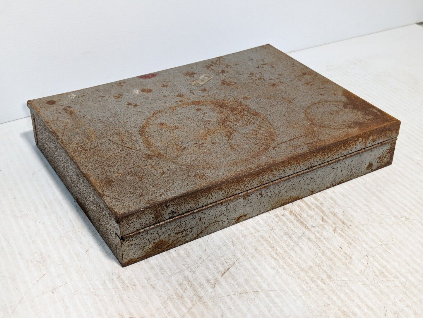 Vintage Grumbacher Artist Metal Travel Case for Oil Color Set - Free Shipping