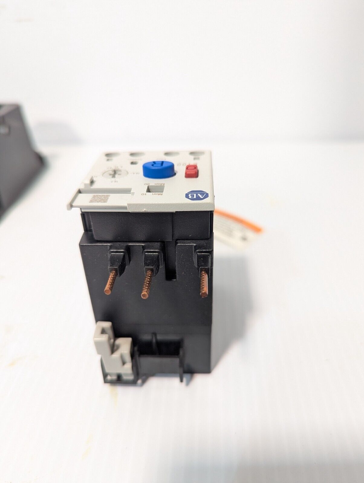 Allen-Bradley E100, 193-1EEEB overload relay, class 10/20, manual/auto-manual