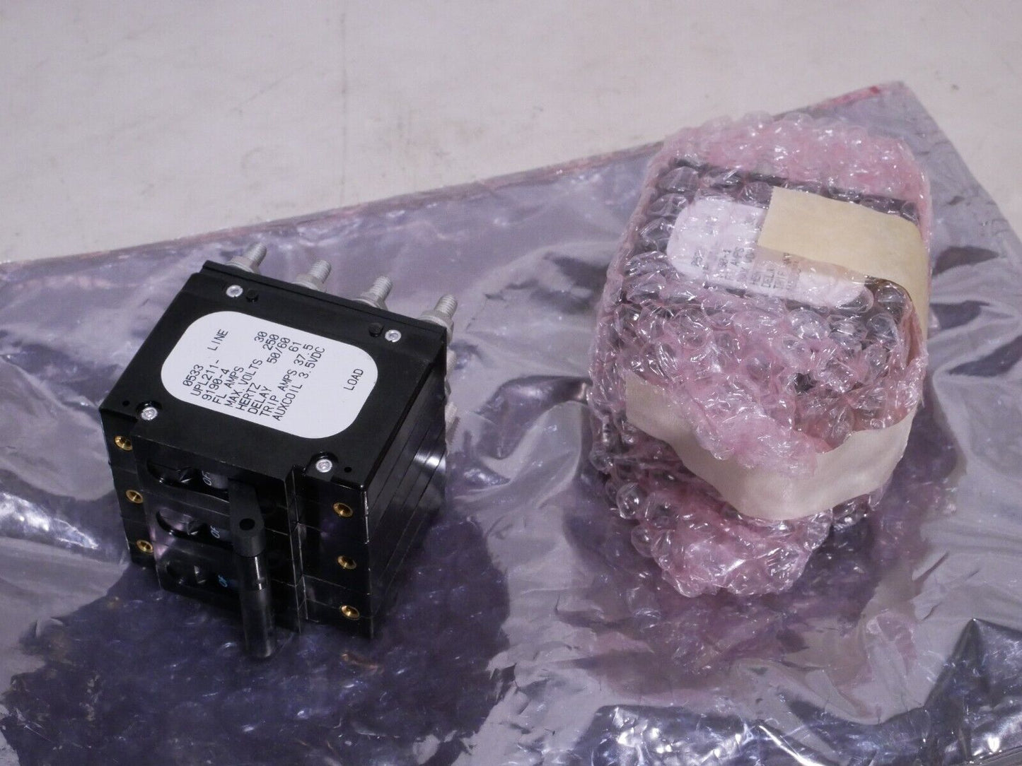 Airpax UPL211-9190-4 Circuit Breaker, 30A, 3 Pole, 250VAC